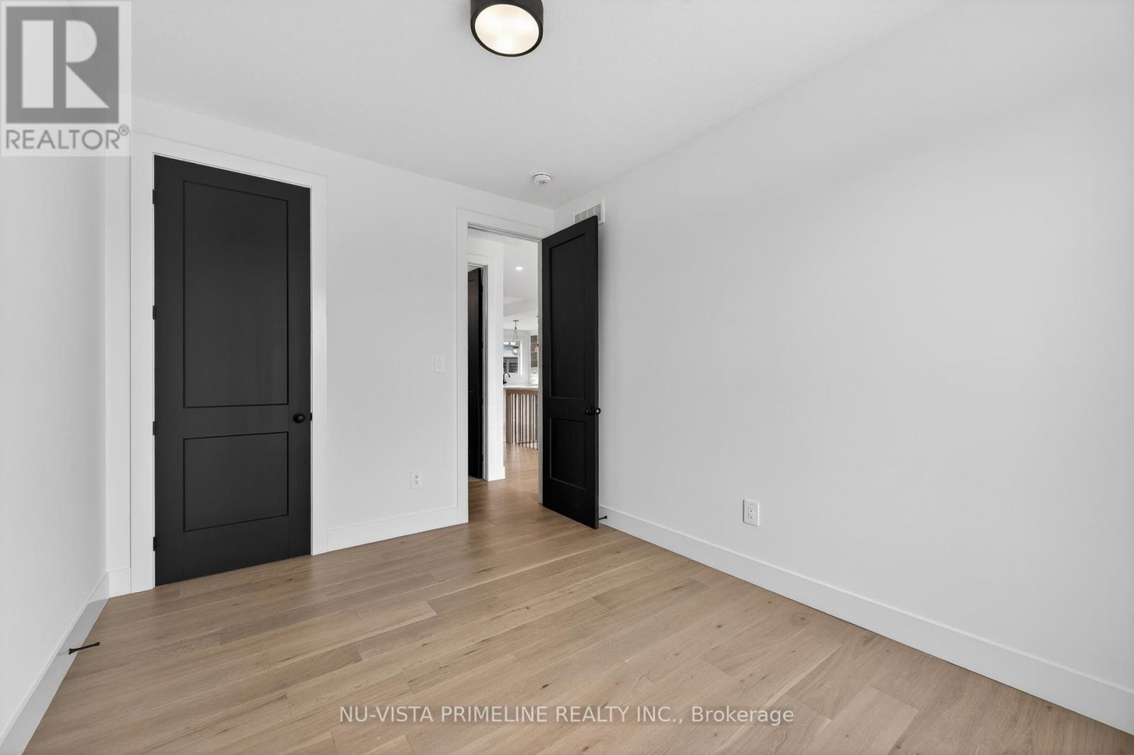 115 TIMBERWALK TRAIL W Property Photo