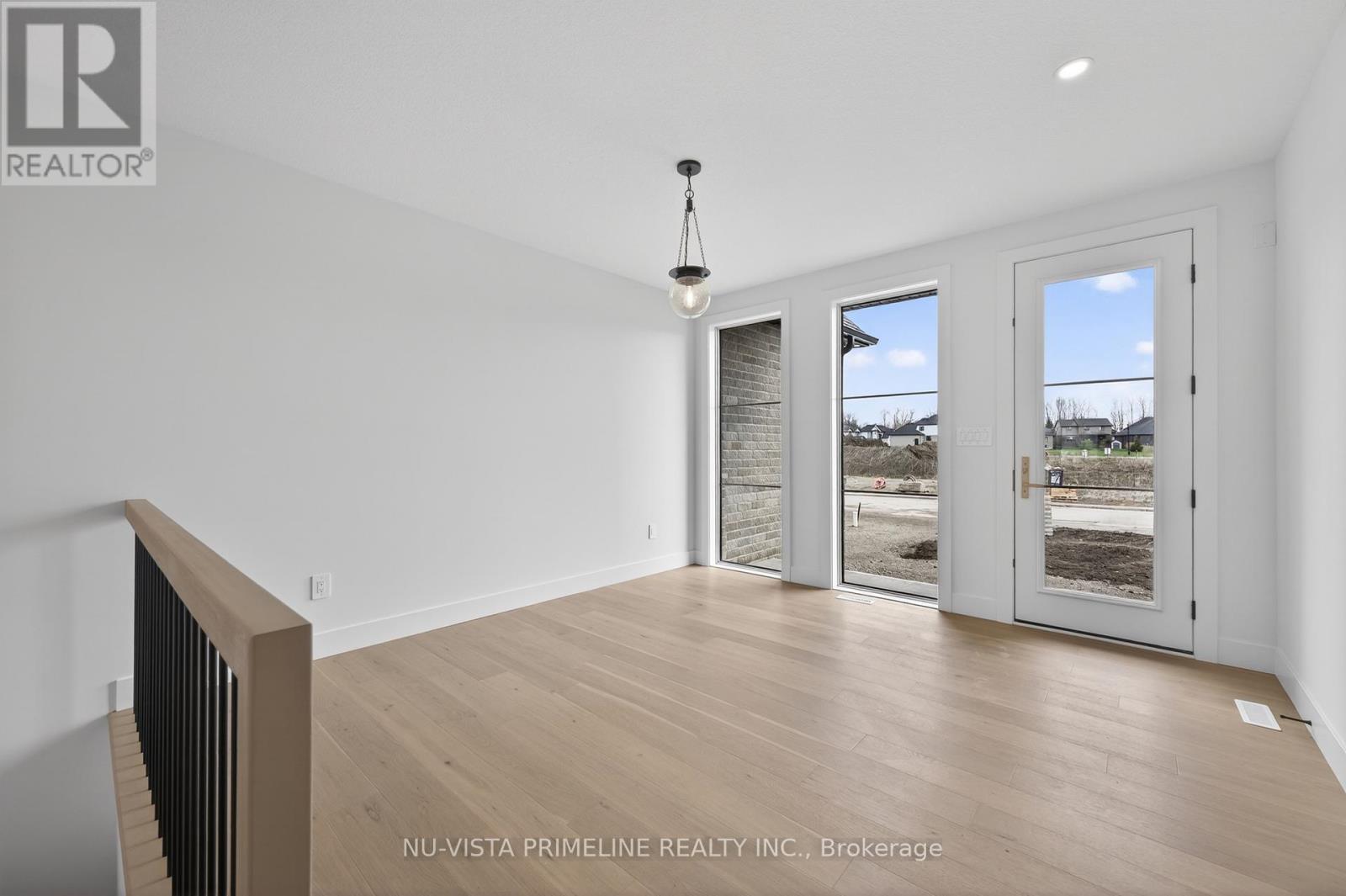 115 TIMBERWALK TRAIL W Property Photo