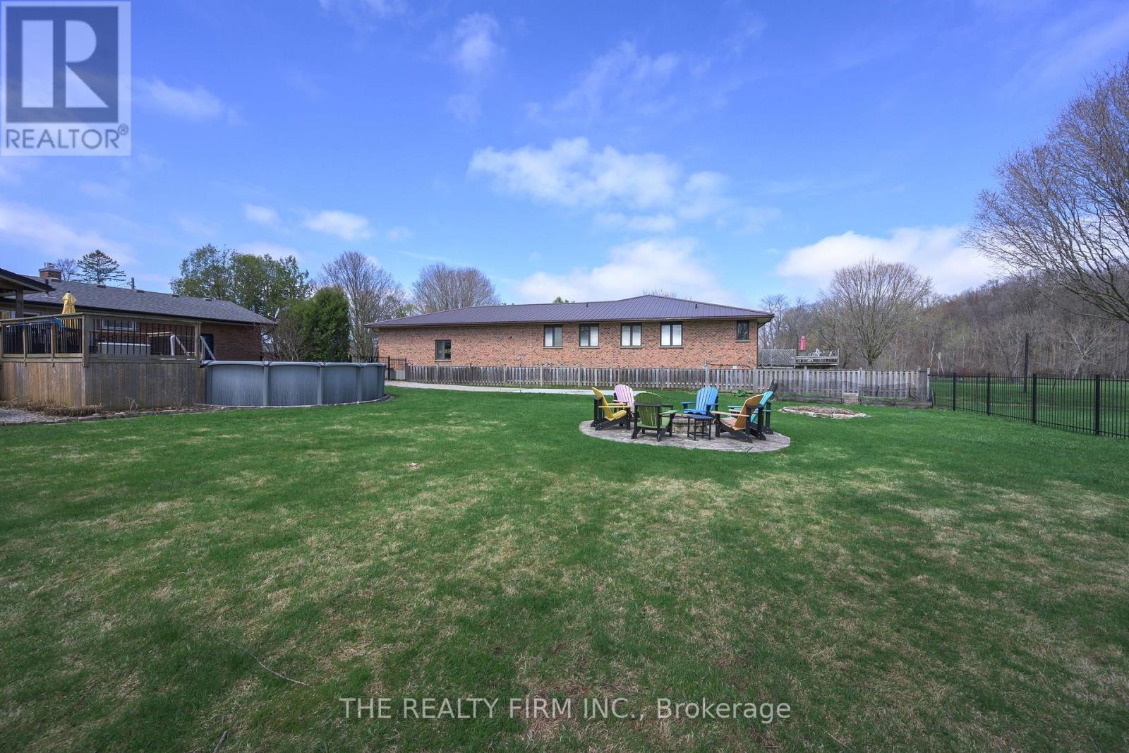 21584 HIGHBURY AVENUE N Property Photo