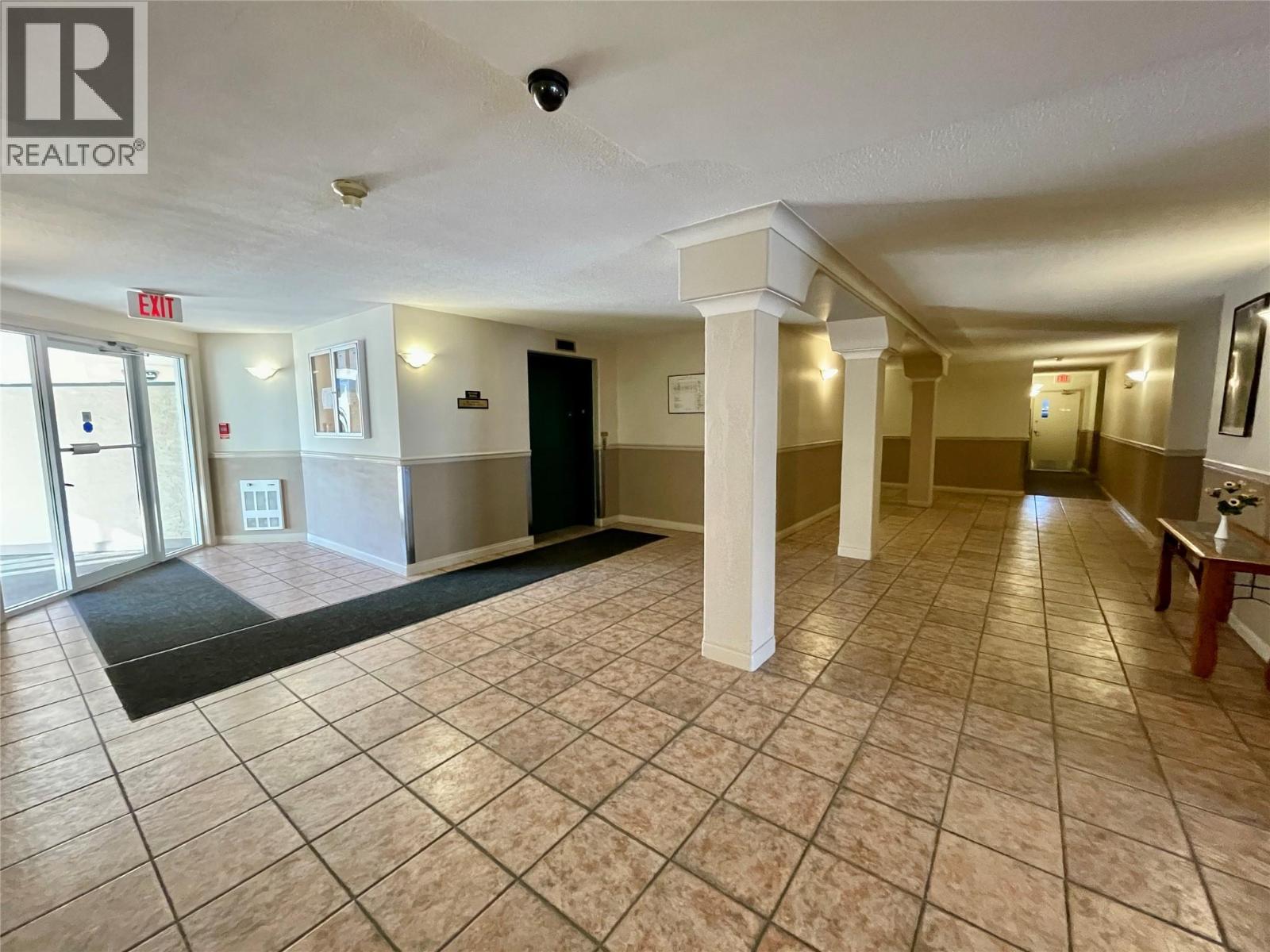 #118 1002 Riverside Avenue Unit# 118 - 33