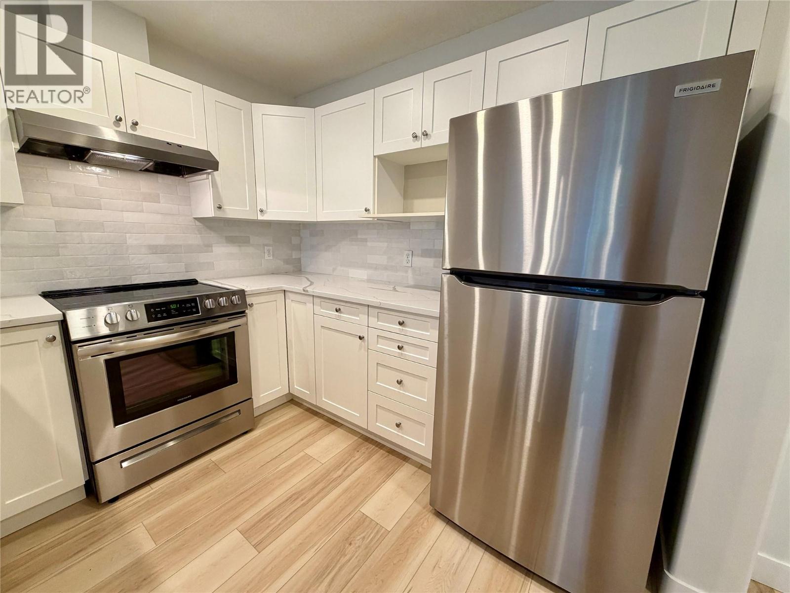 #118 1002 Riverside Avenue Unit# 118 - 5