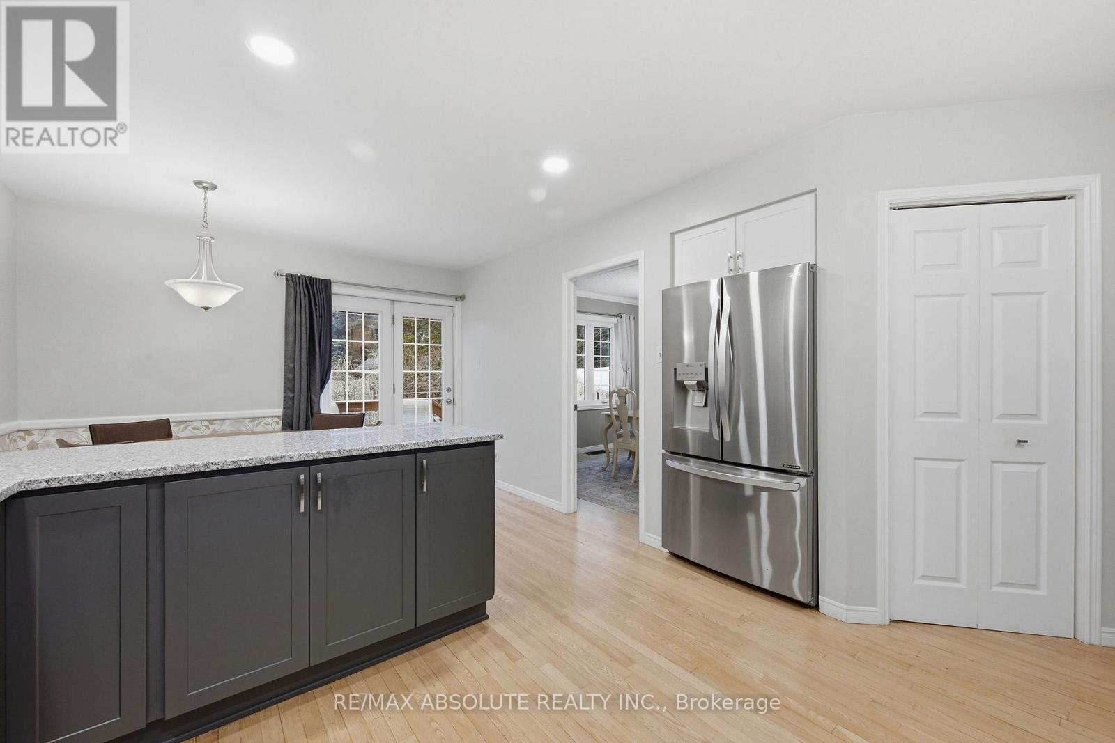 605 ROWANWOOD AVENUE — photo 11