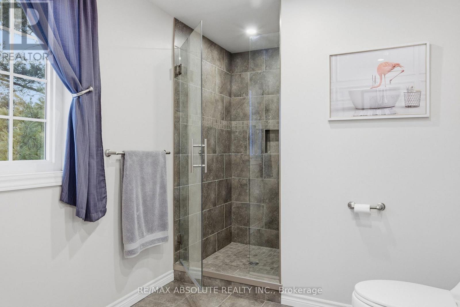 605 ROWANWOOD AVENUE — photo 31