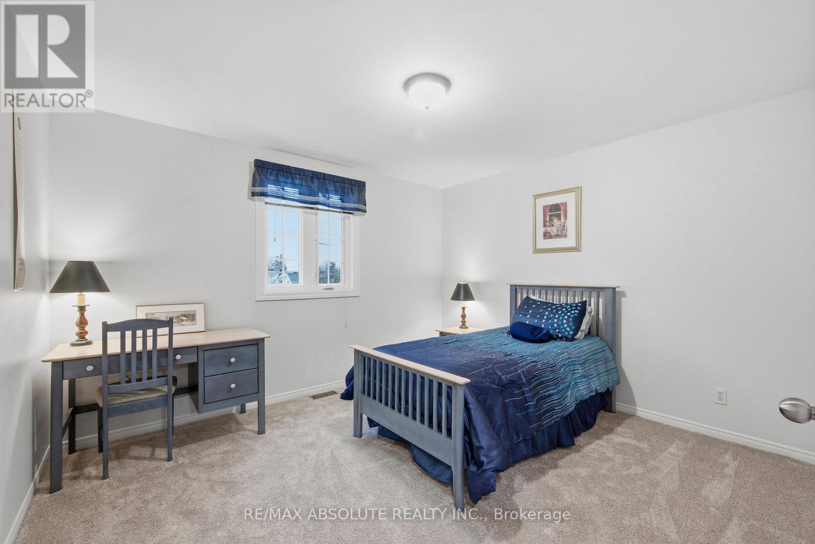 605 ROWANWOOD AVENUE — photo 36