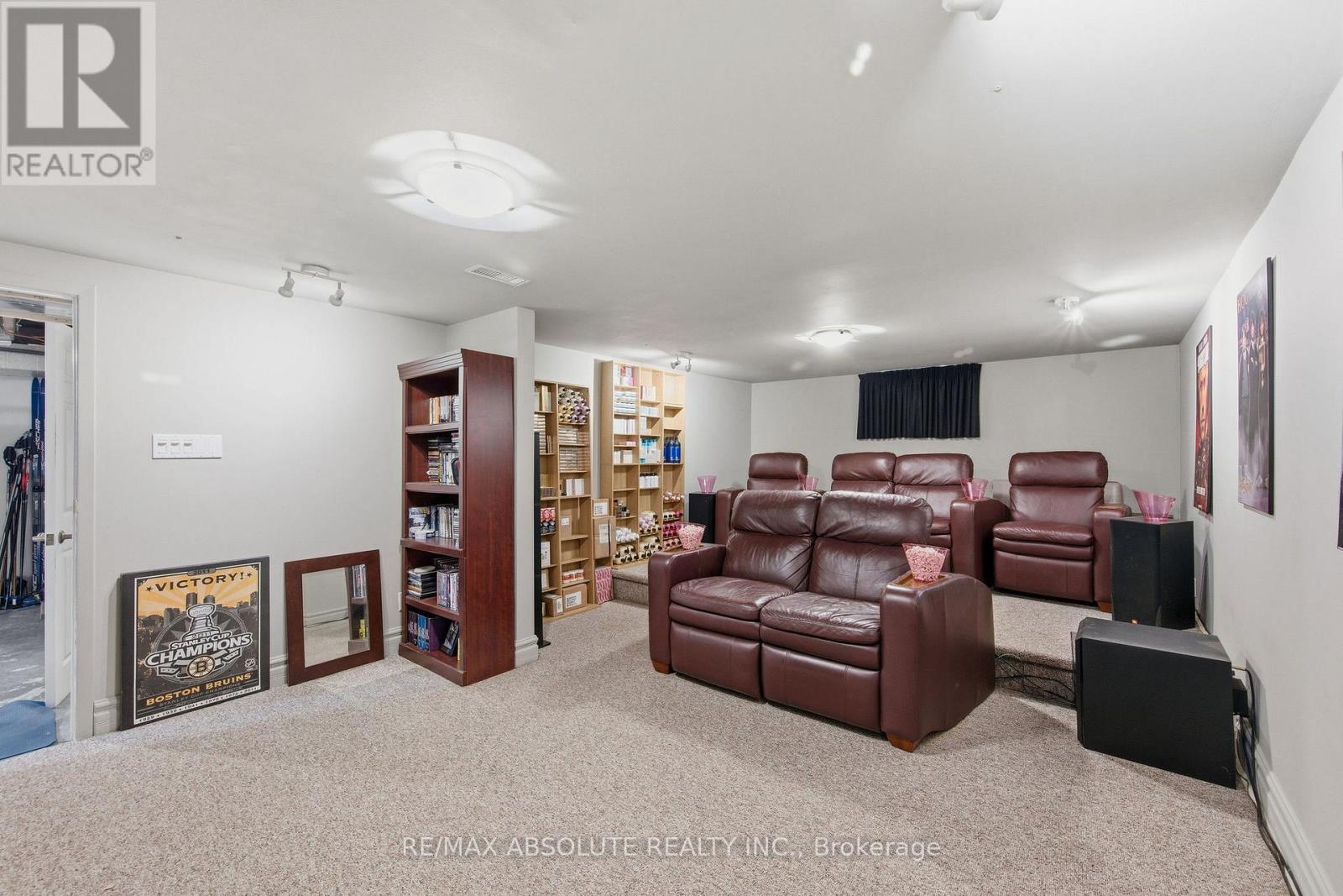 605 ROWANWOOD AVENUE — photo 44