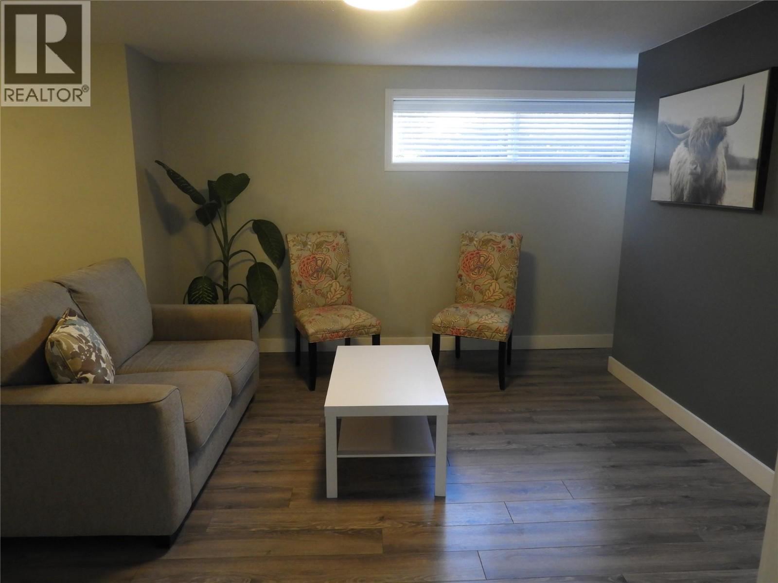 260 Gibbs Road - 36