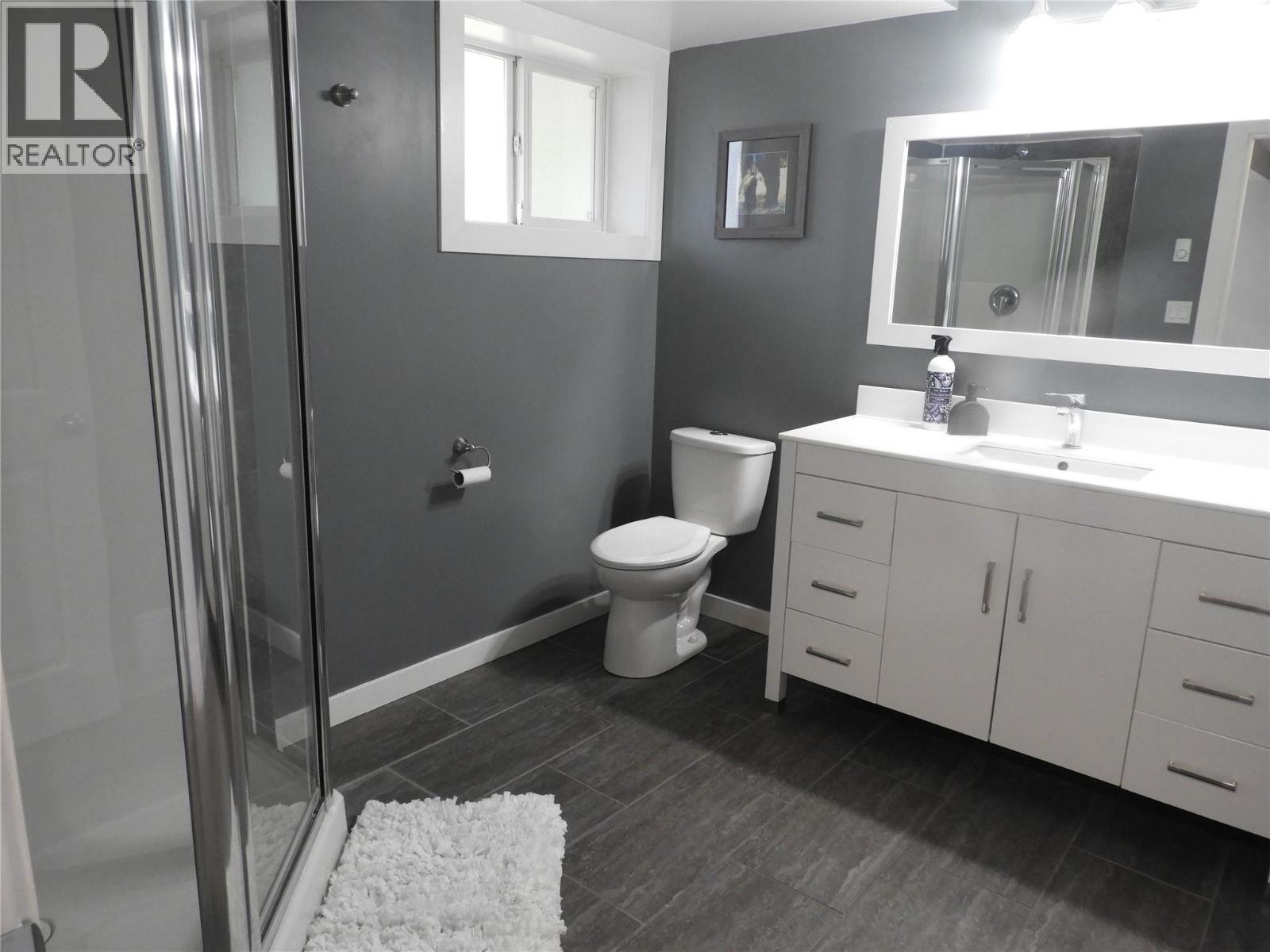 260 Gibbs Road - 41