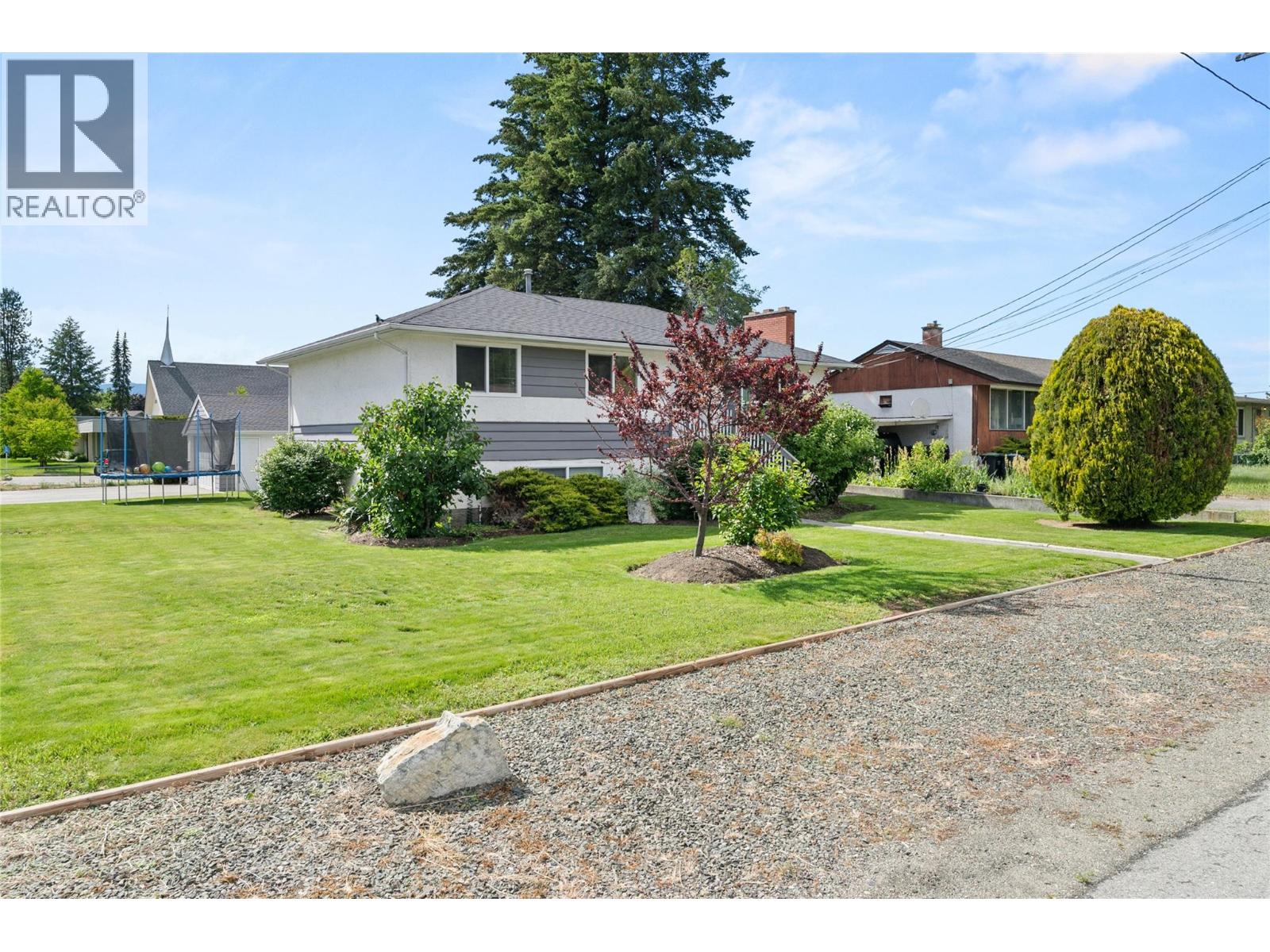 260 Gibbs Road - 1
