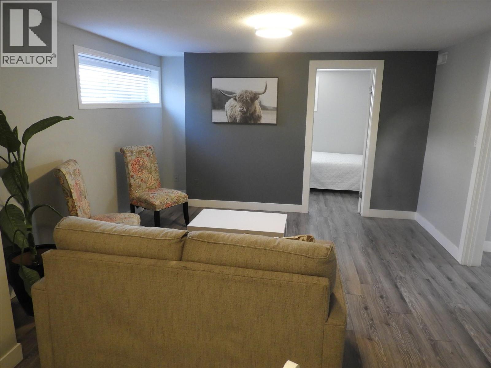 260 Gibbs Road - 34