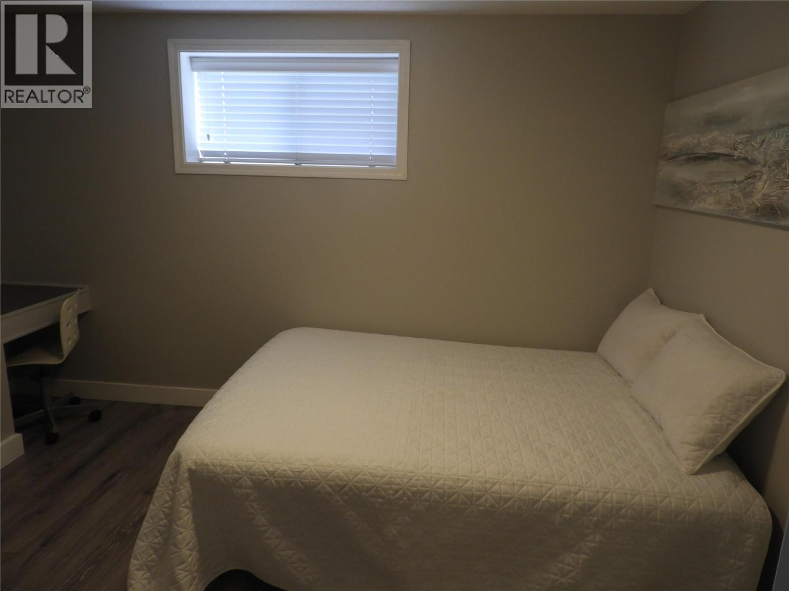 260 Gibbs Road - 45