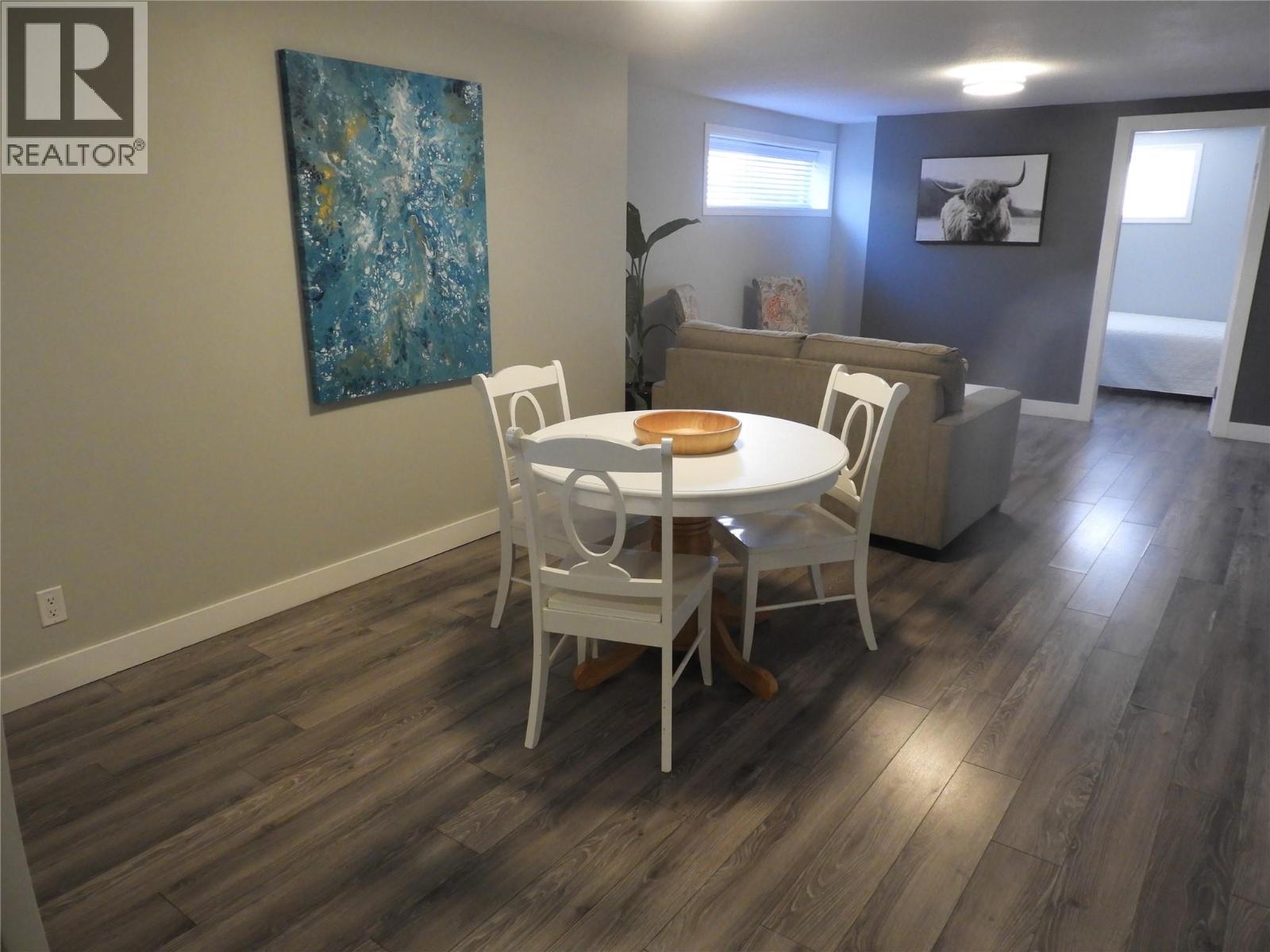 260 Gibbs Road - 37