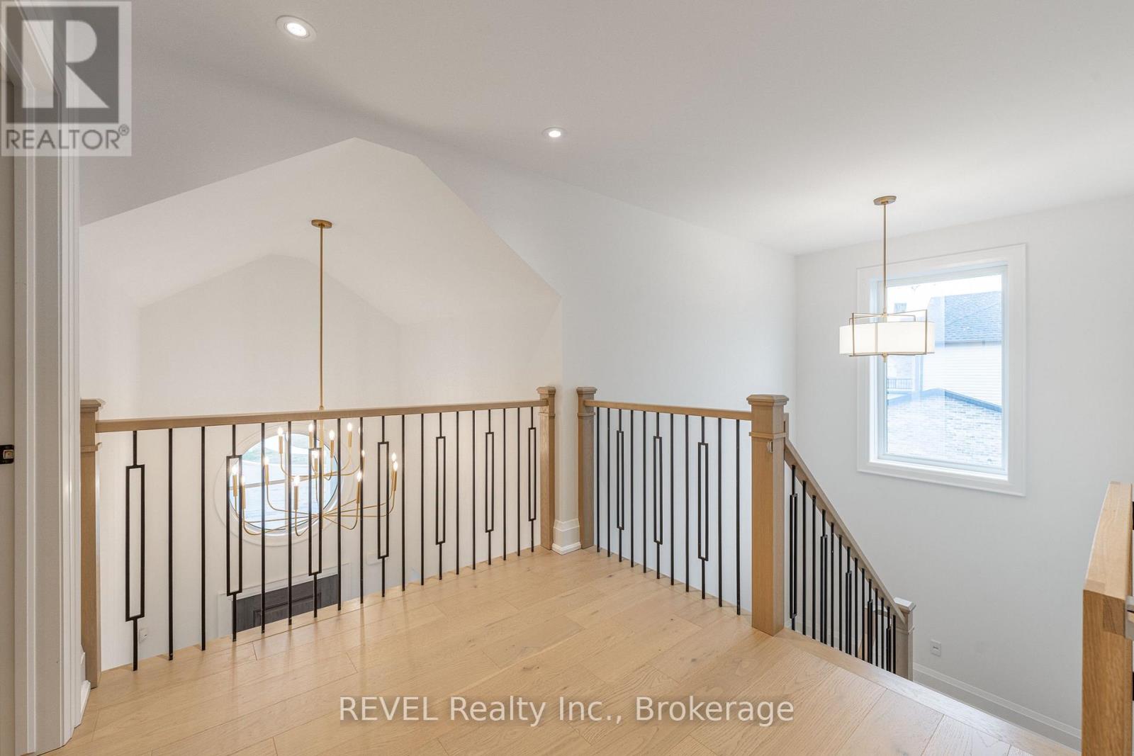 7515 SHERRILEE CRESCENT — photo 23