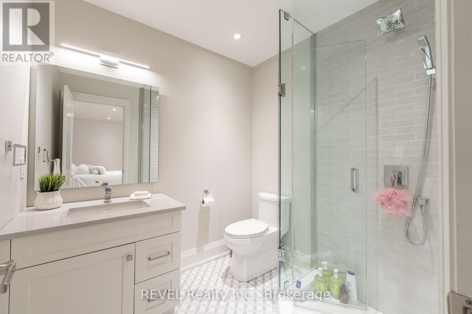 7515 SHERRILEE CRESCENT — photo 30