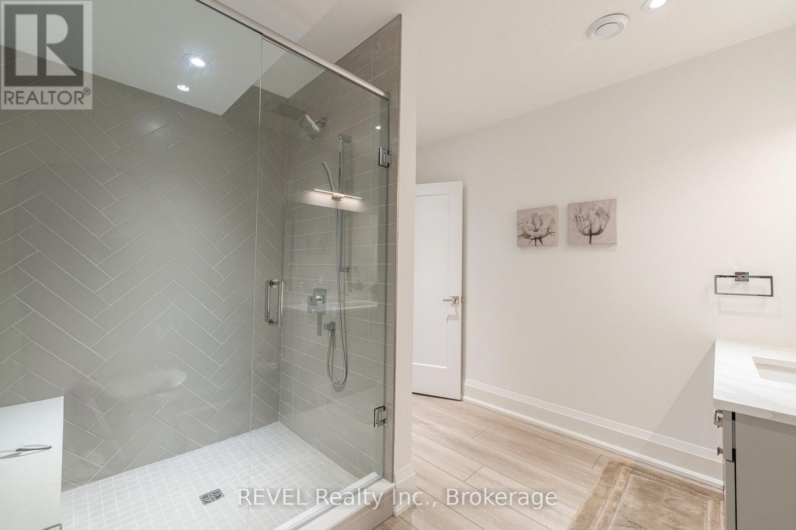 7515 SHERRILEE CRESCENT — photo 39