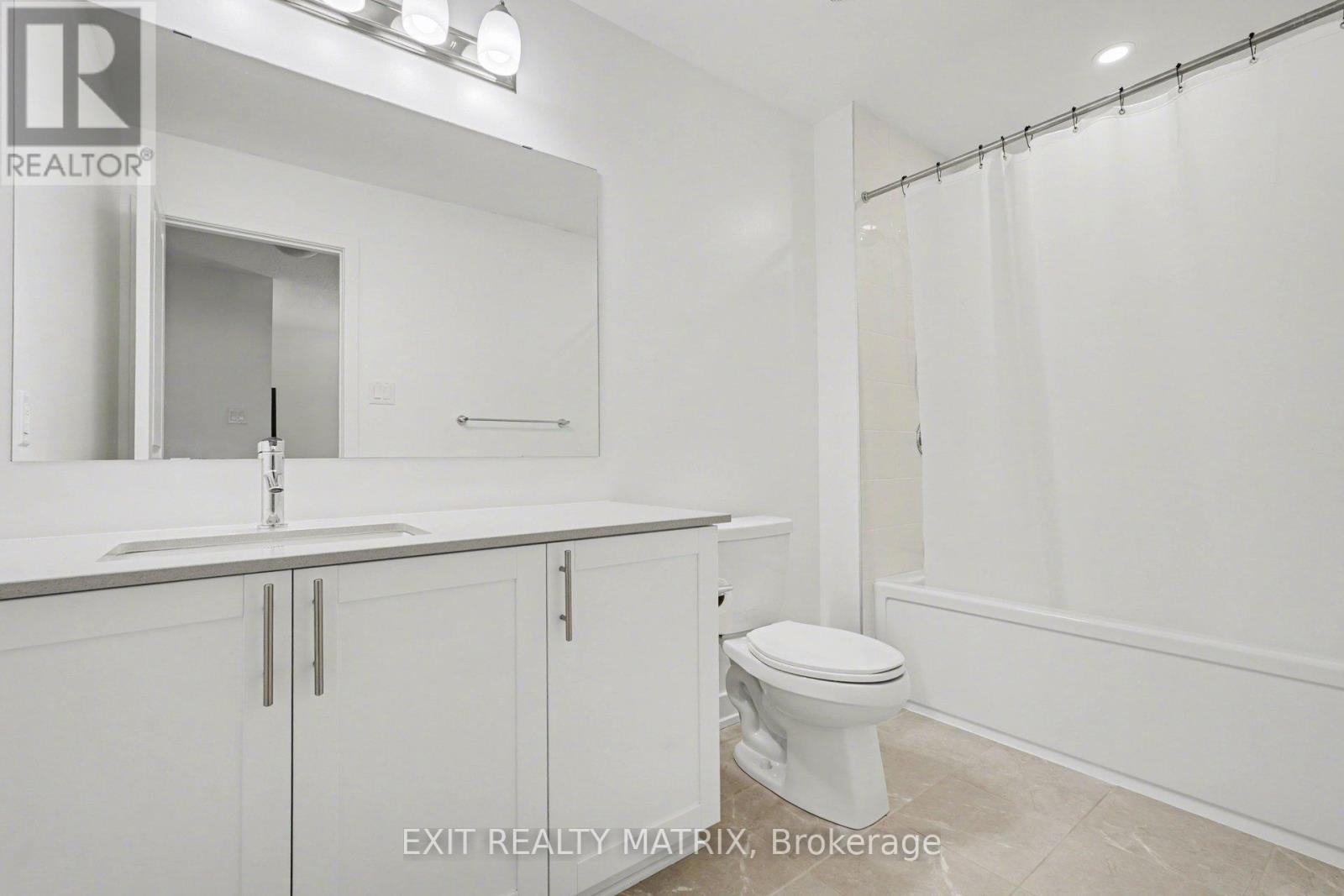 656 PUTNEY CRESCENT W — photo 27