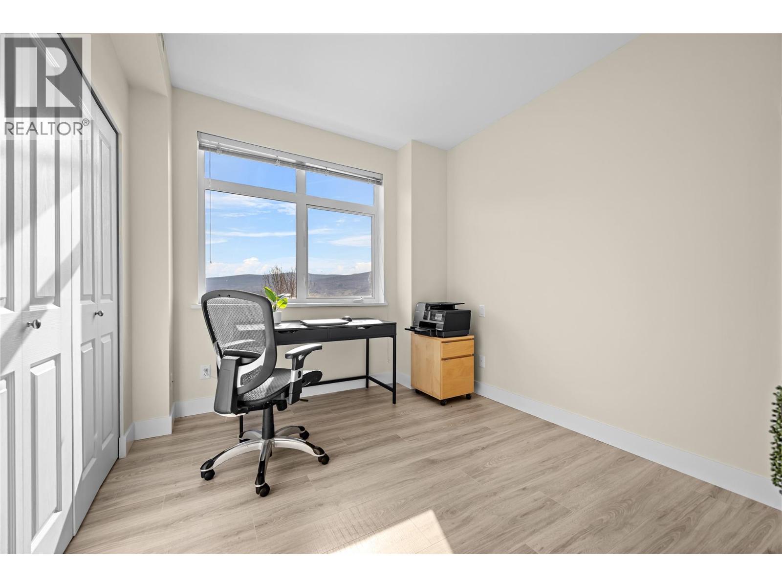 #2213 3843 Brown Road Unit# 2213 - 19