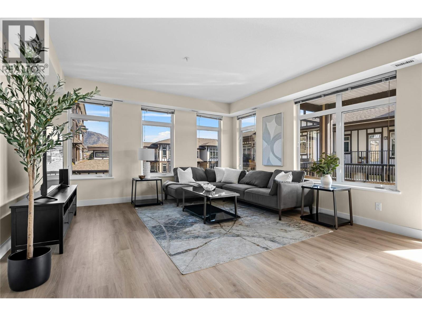 #2213 3843 Brown Road Unit# 2213 - 12