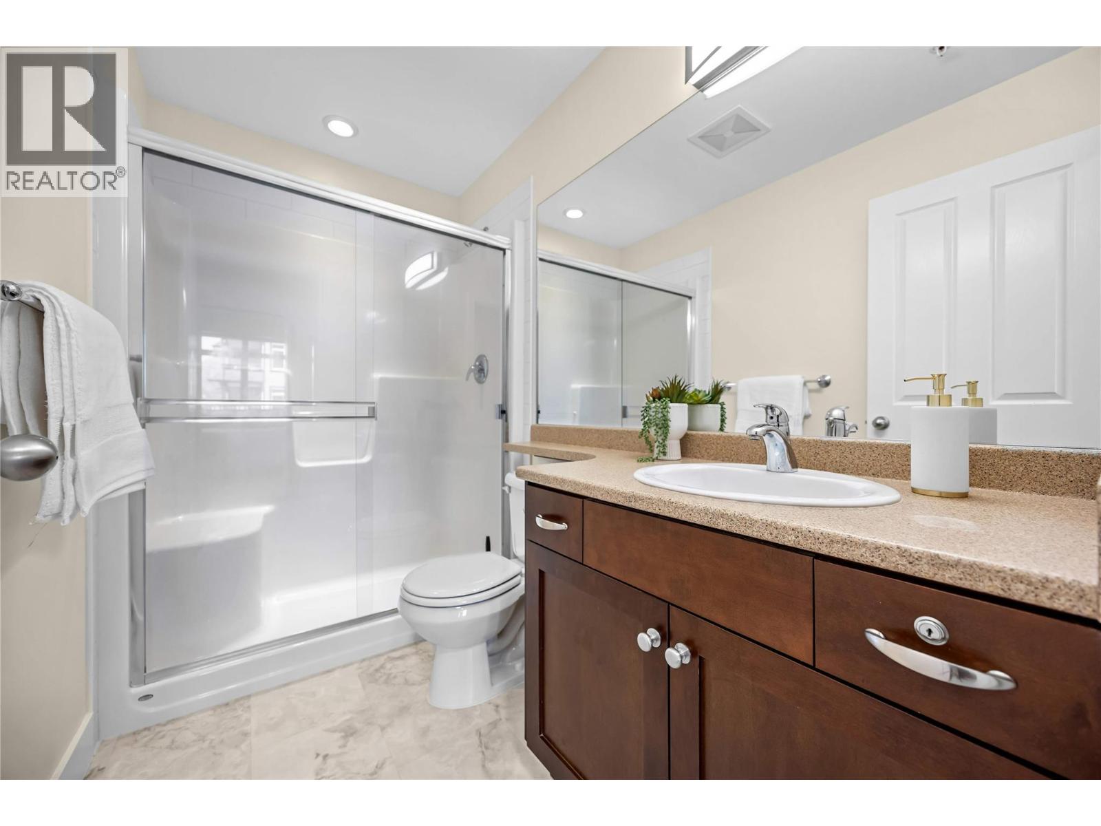 #2213 3843 Brown Road Unit# 2213 - 18