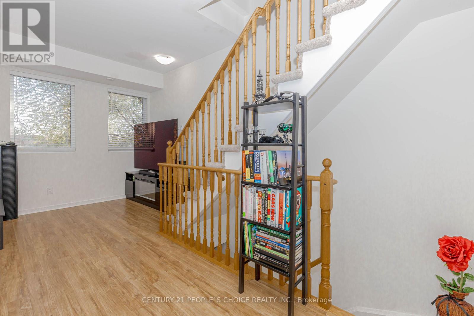 #57 68 WINSTON PARK BOULEVARD - 4