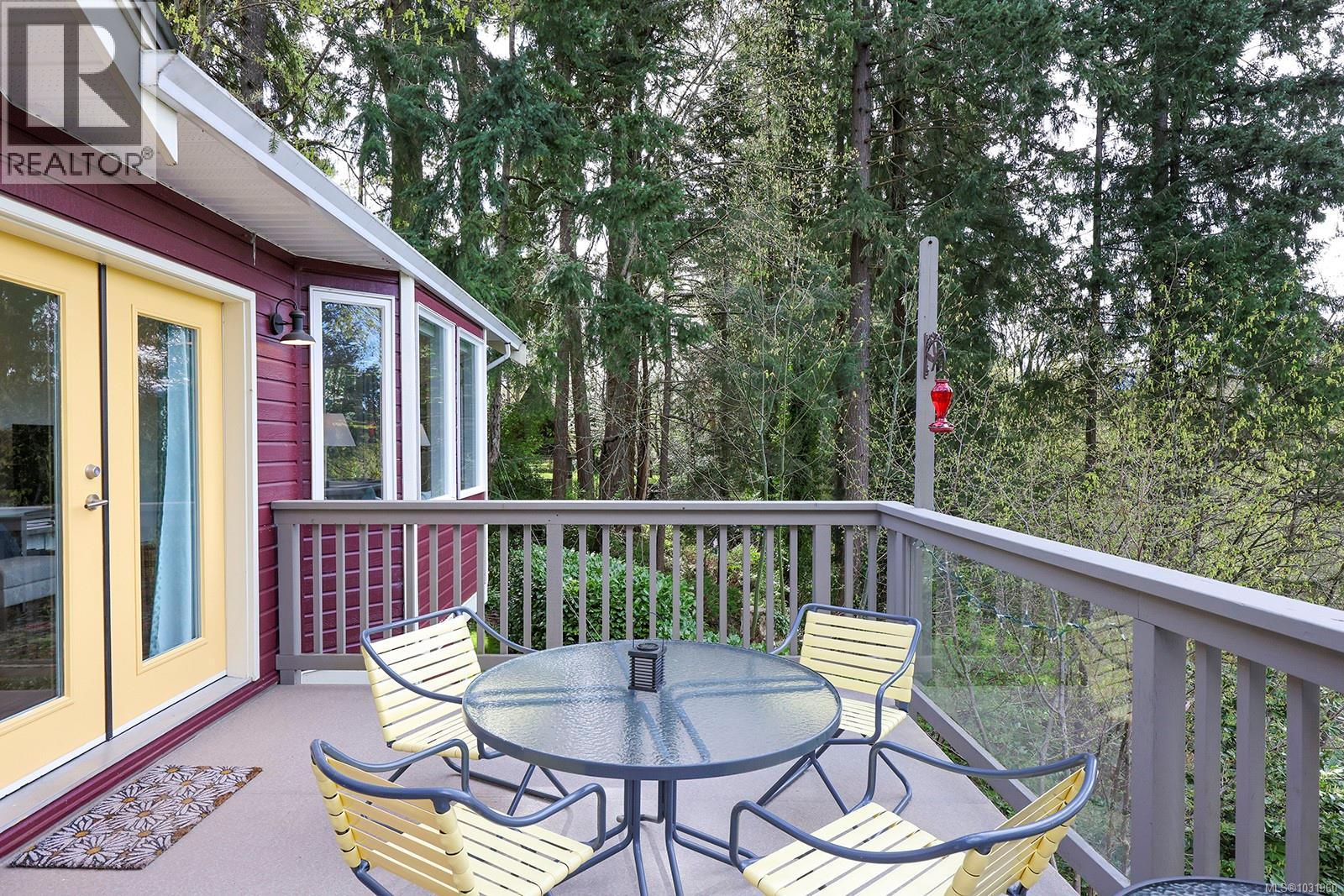 325 Harmston Ave - 30