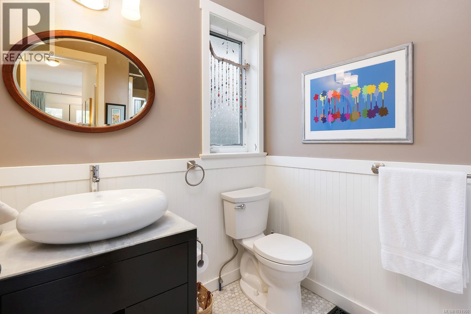 325 Harmston Ave - 38