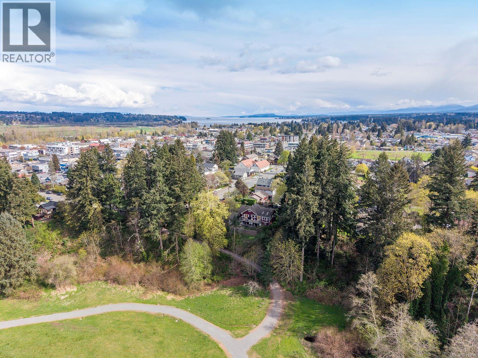 325 Harmston Ave - 70