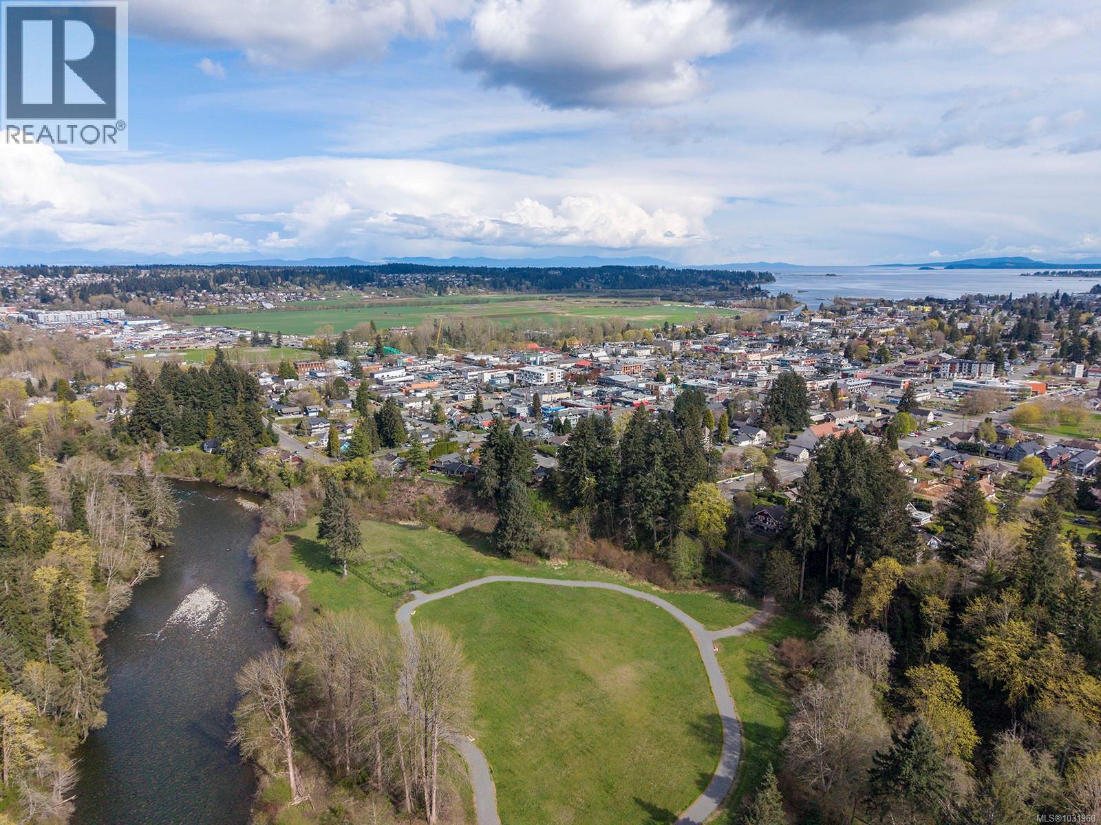 325 Harmston Ave - 72