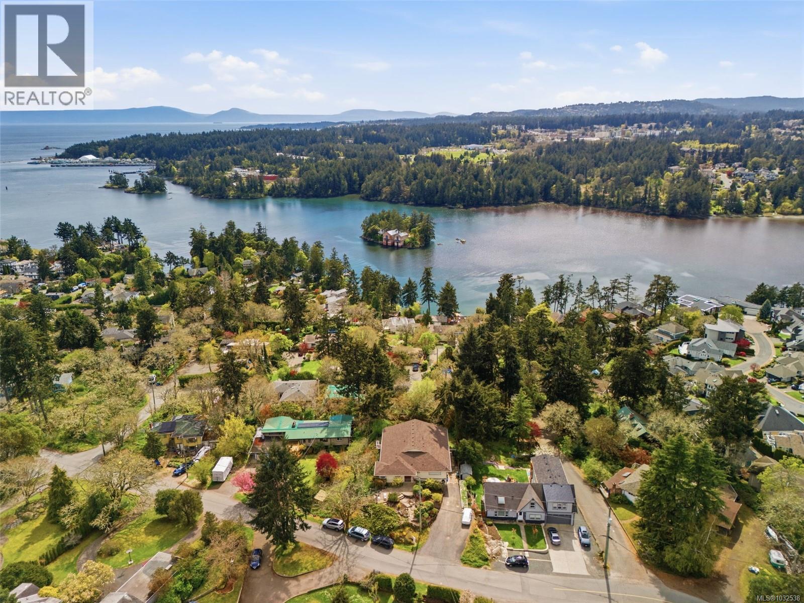 567 Prince Robert Dr - Image 2