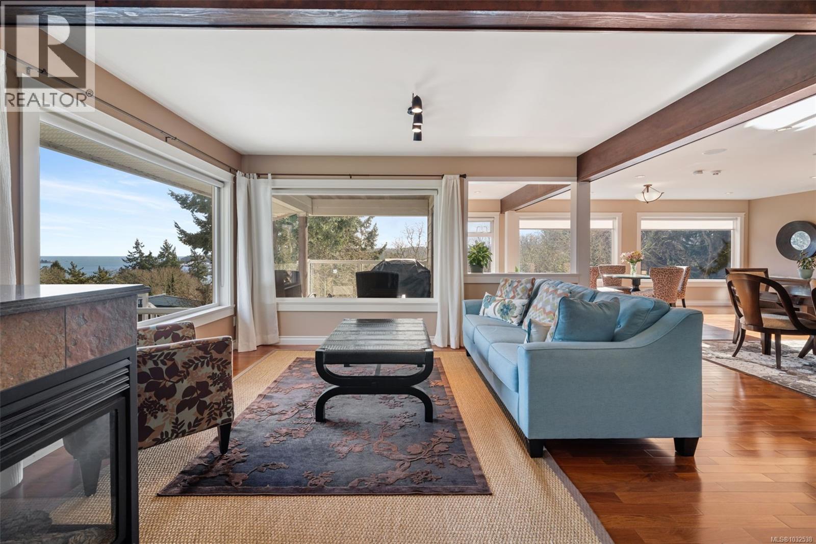 567 Prince Robert Dr - Image 3