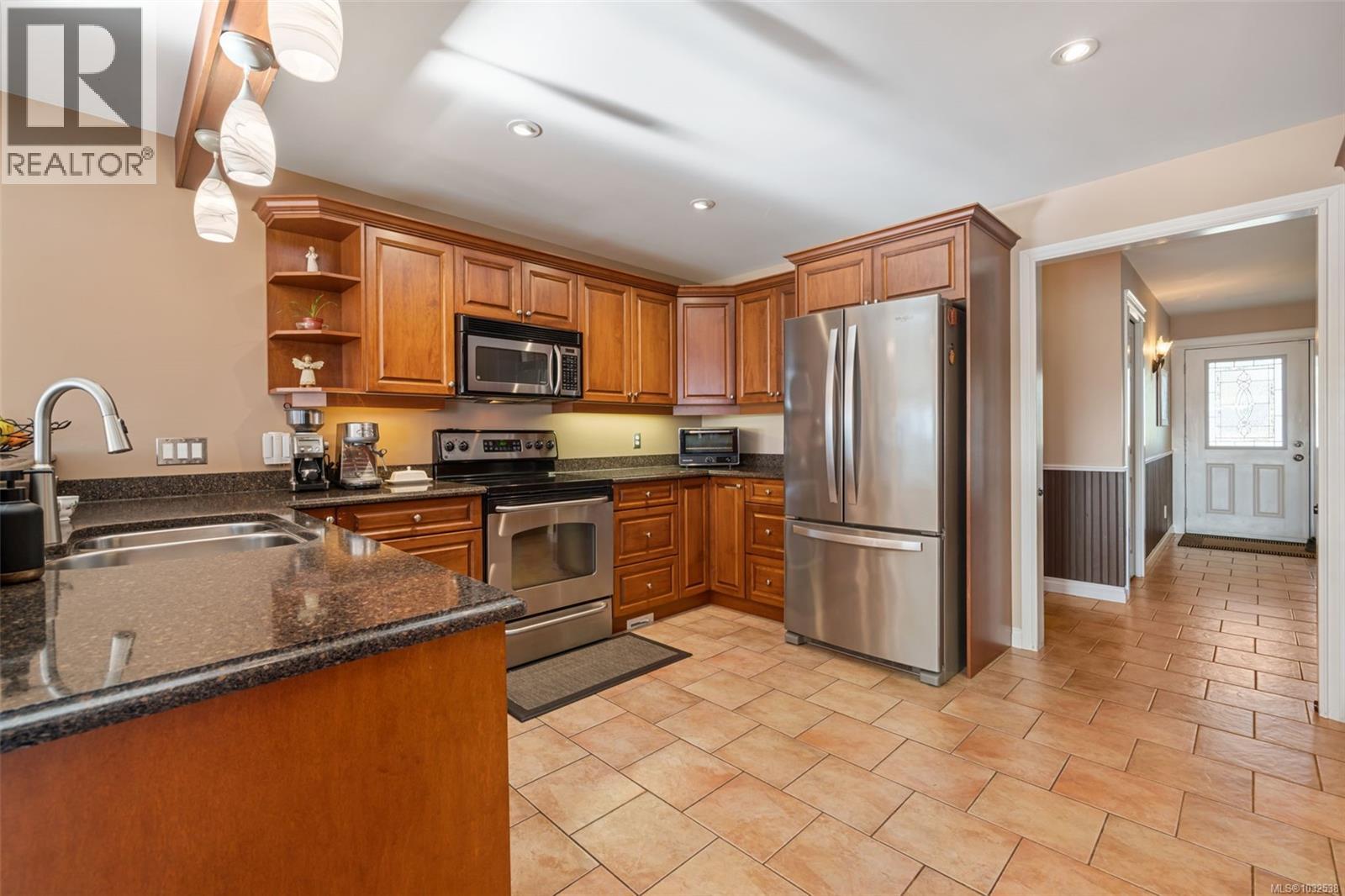 567 Prince Robert Dr - 12