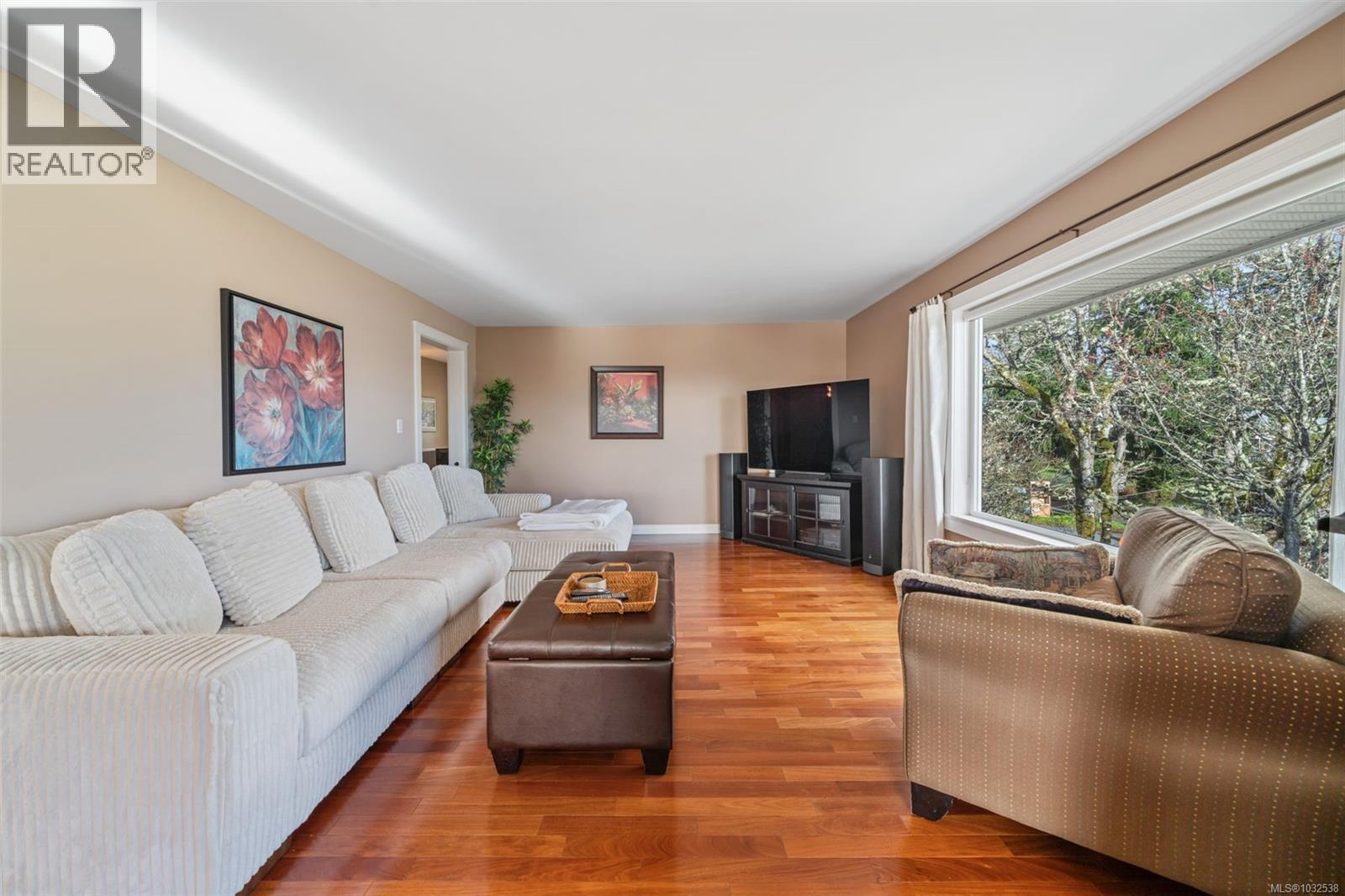 567 Prince Robert Dr - 31