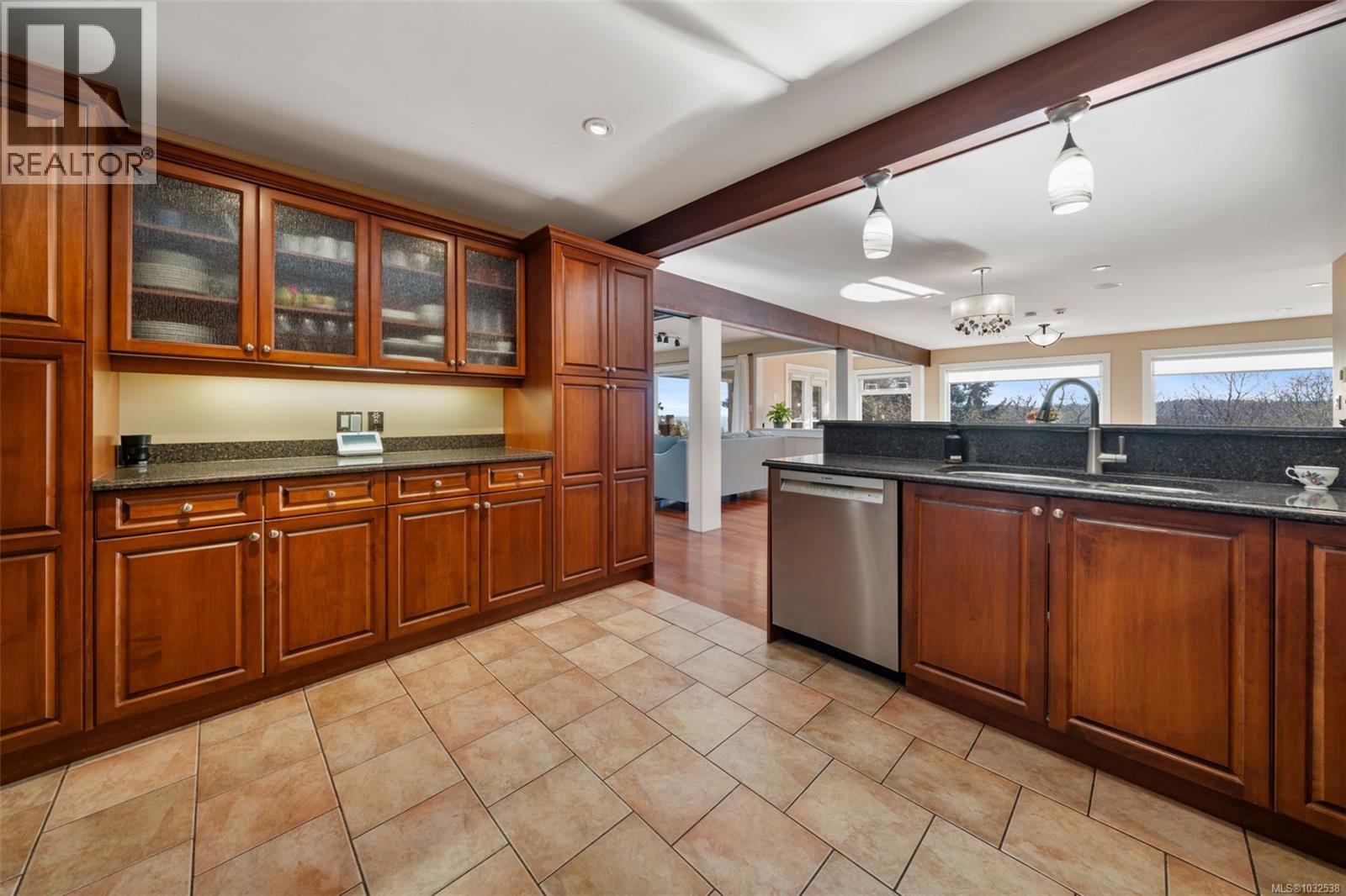 567 Prince Robert Dr - 35