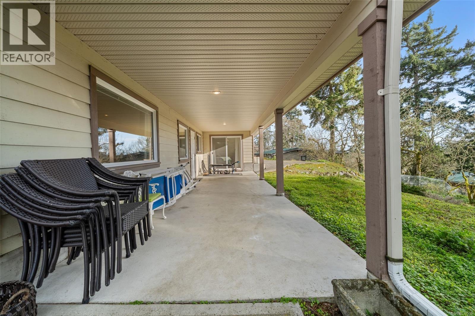 567 Prince Robert Dr - 49