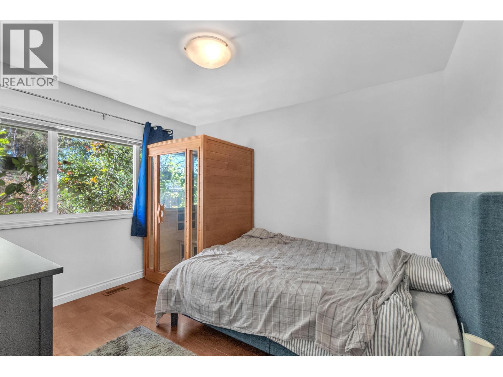 825 W 20TH STREET — photo 16