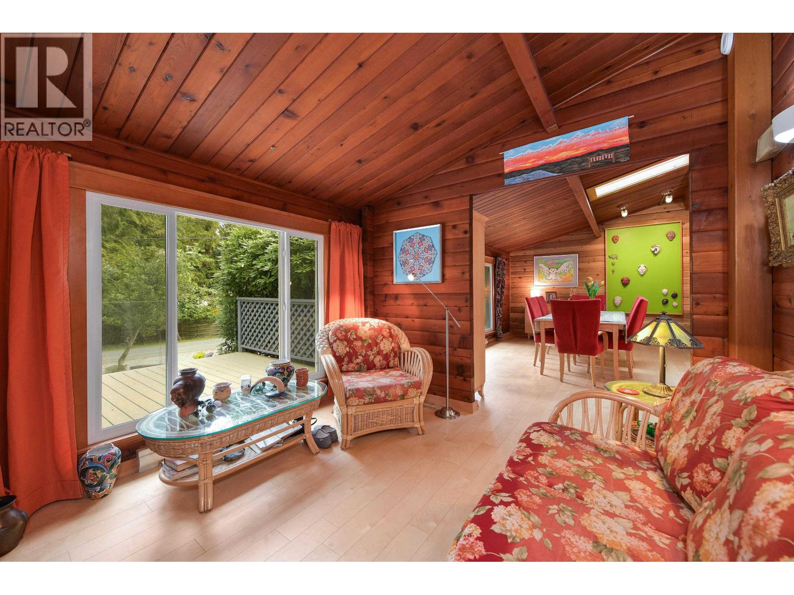 514 AYA REACH ROAD, Mayne Island