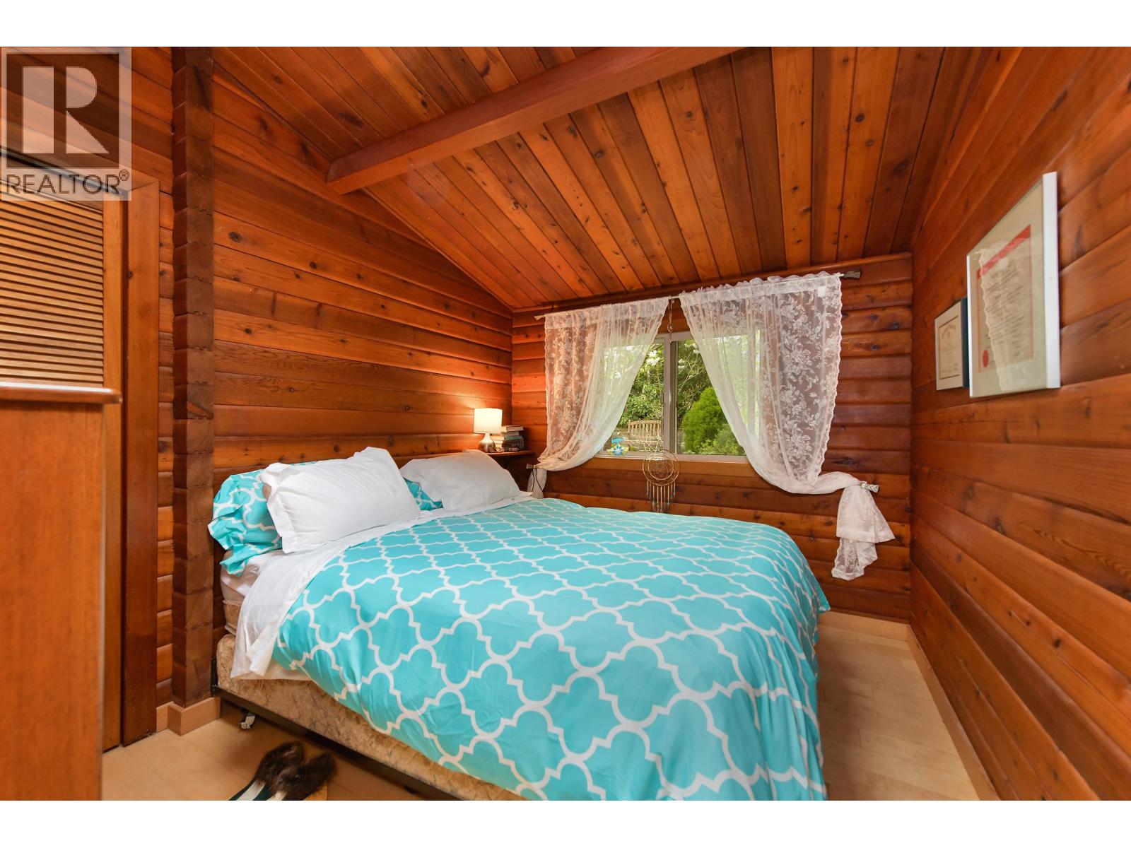 514 AYA REACH ROAD, Mayne Island