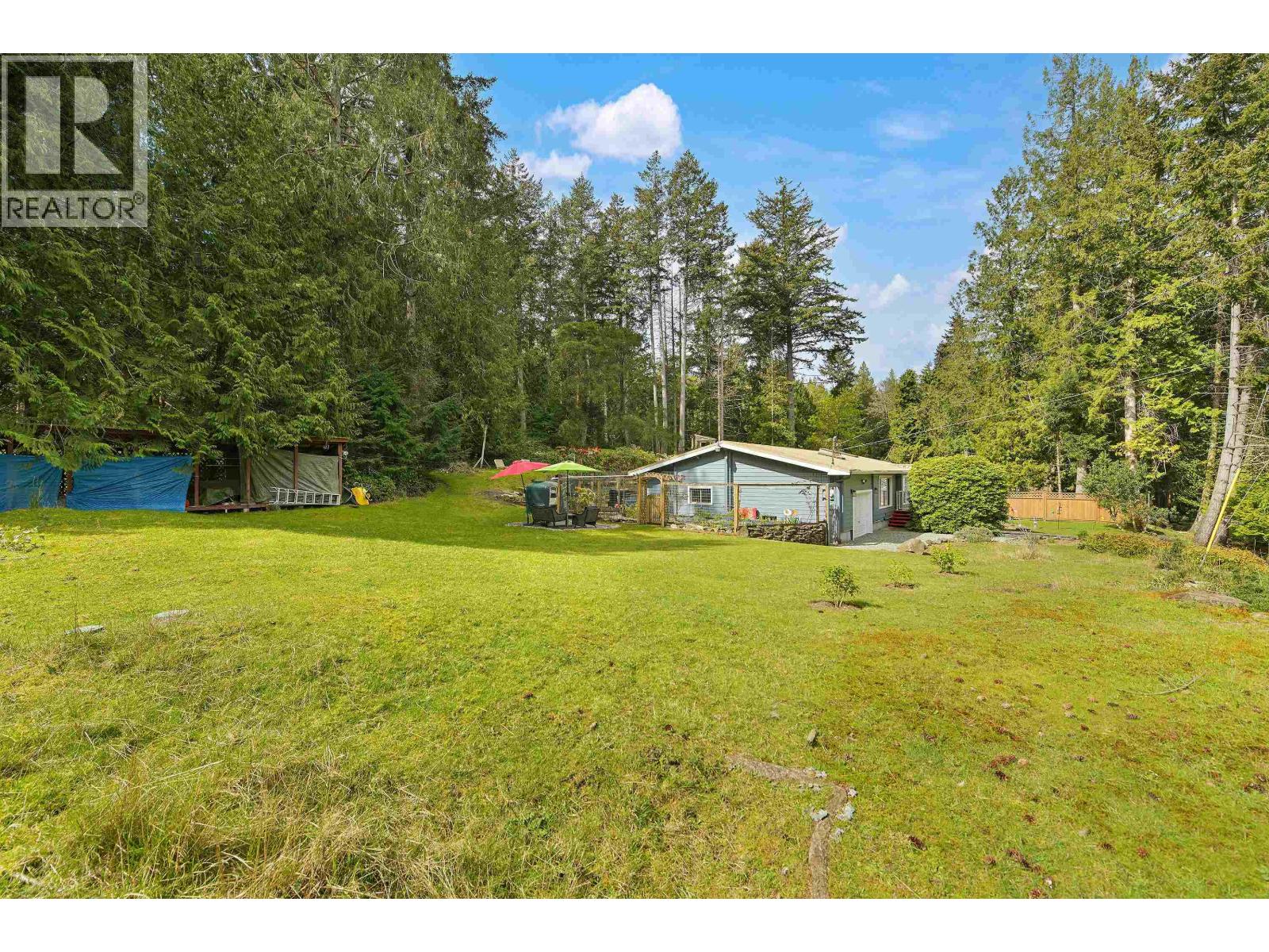 514 AYA REACH ROAD, Mayne Island