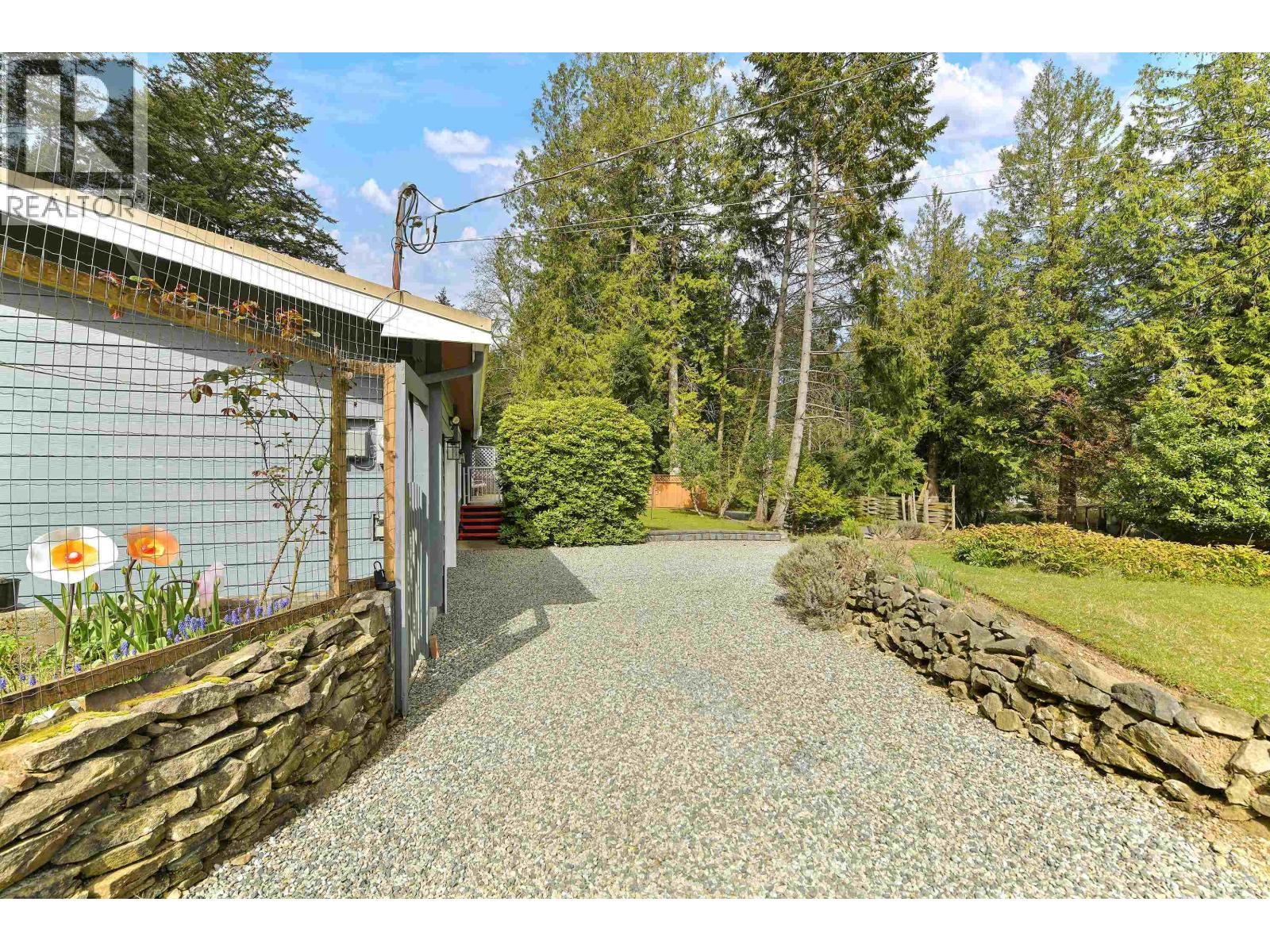 514 AYA REACH ROAD, Mayne Island
