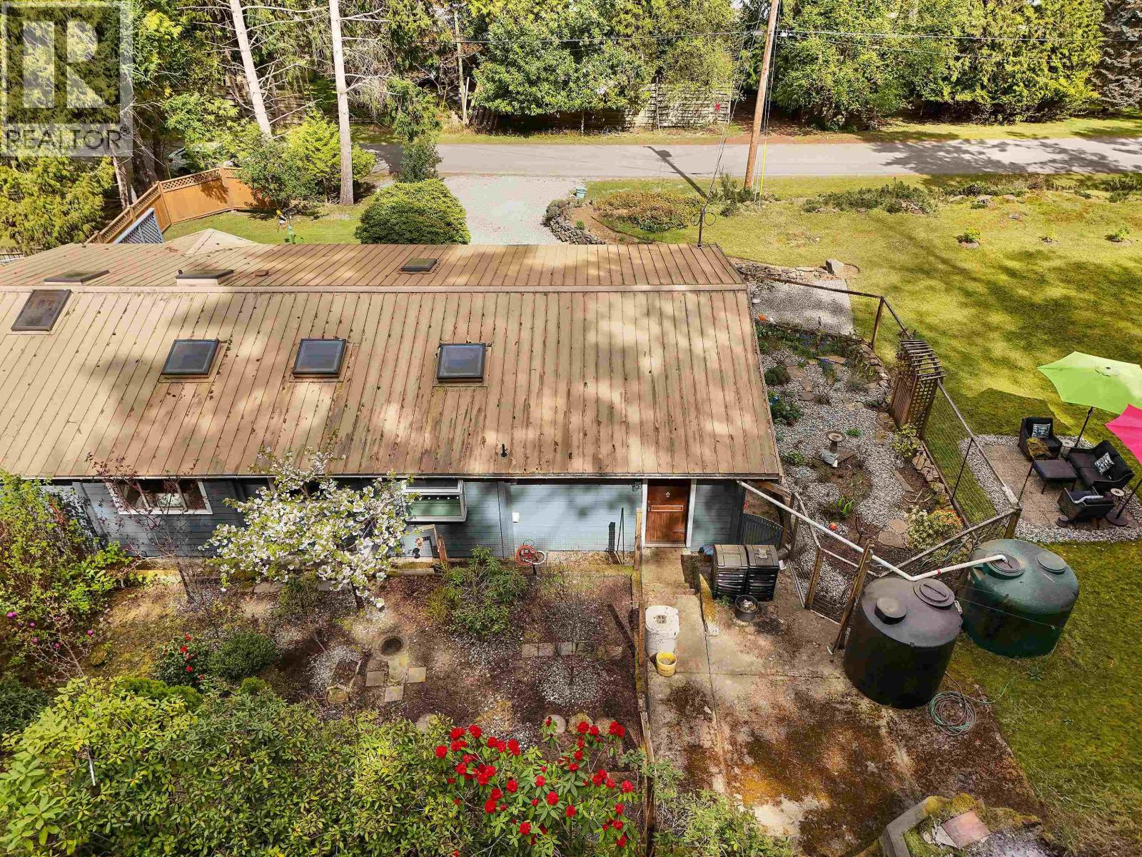 514 AYA REACH ROAD, Mayne Island