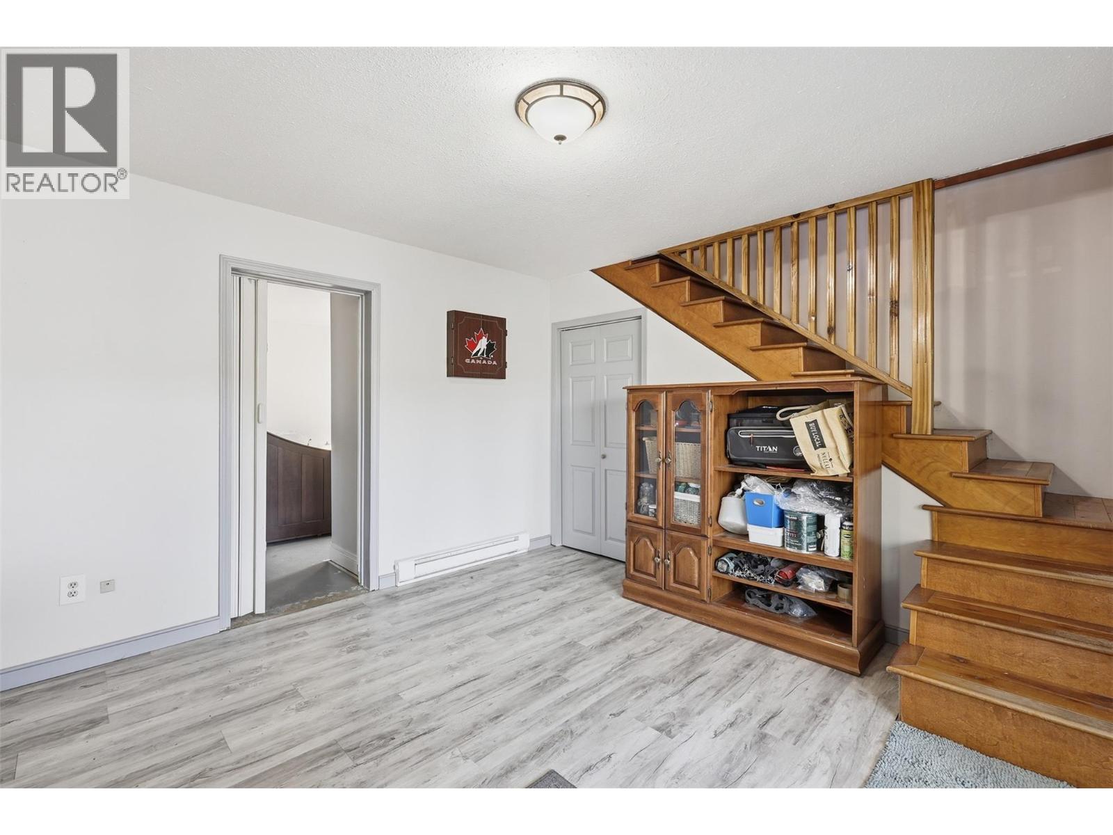 3267 Powell Road - 42