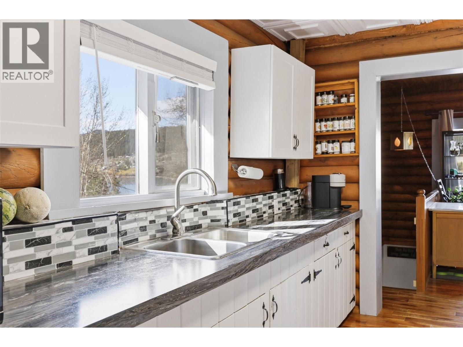 3267 Powell Road - 9