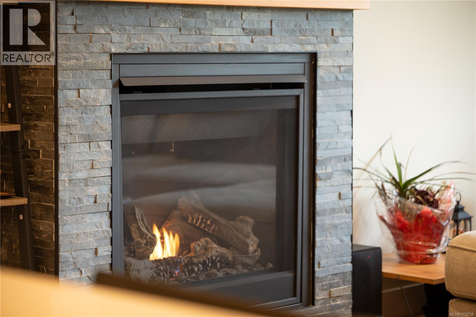 #202 5646 Linley Valley Dr - 17