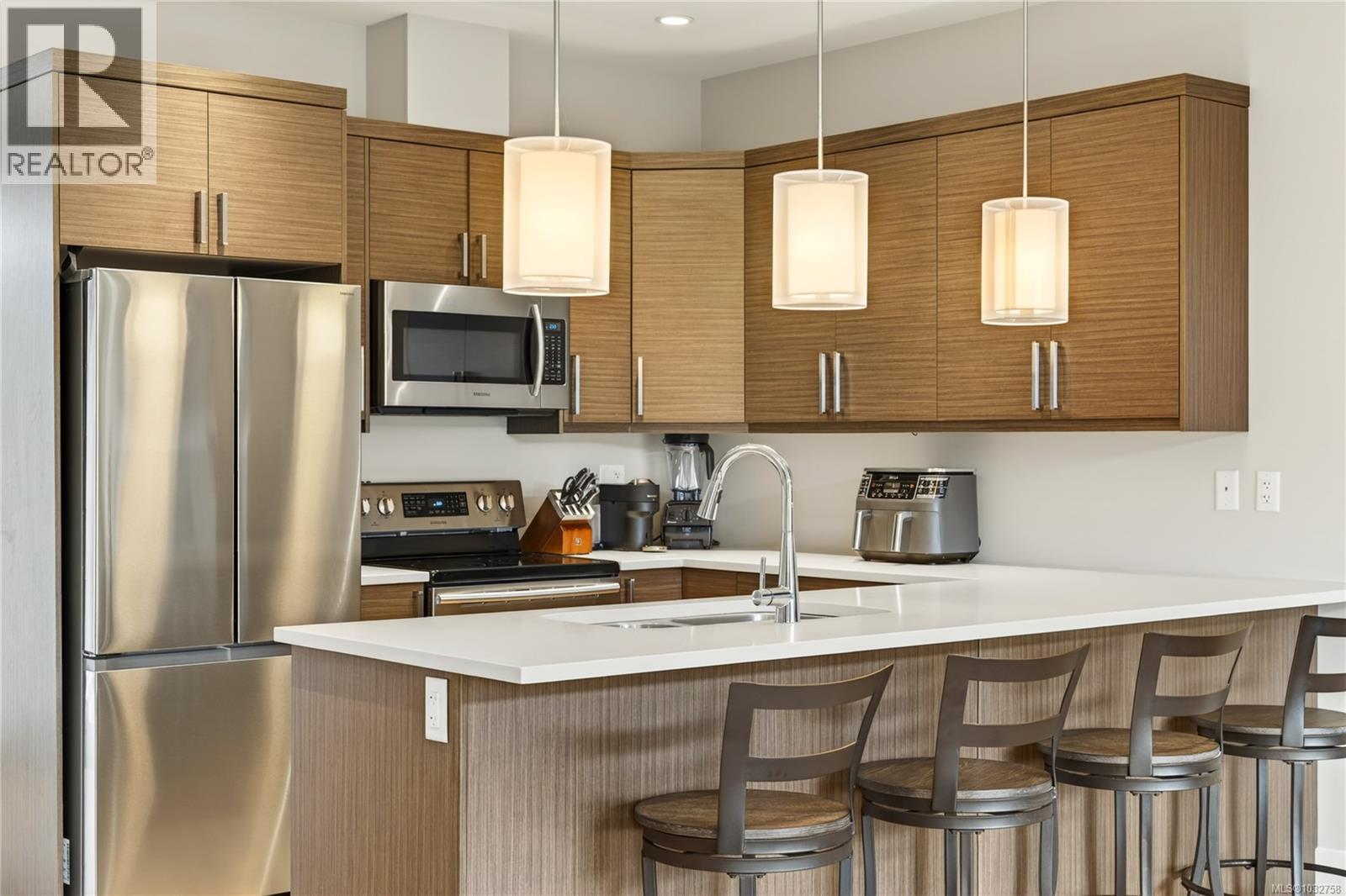 #202 5646 Linley Valley Dr - 8