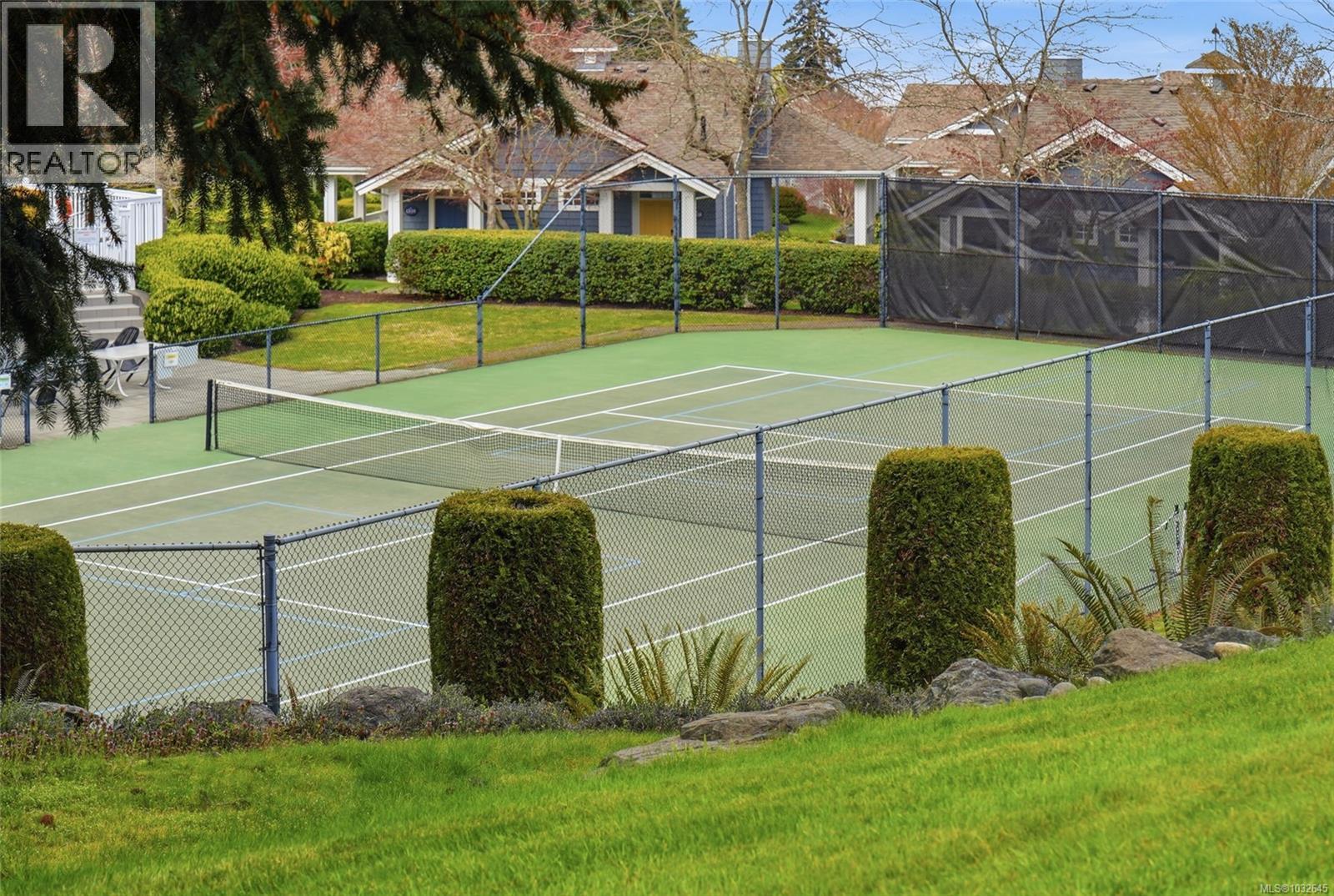 #101 1325 Cape Cod Dr - 25