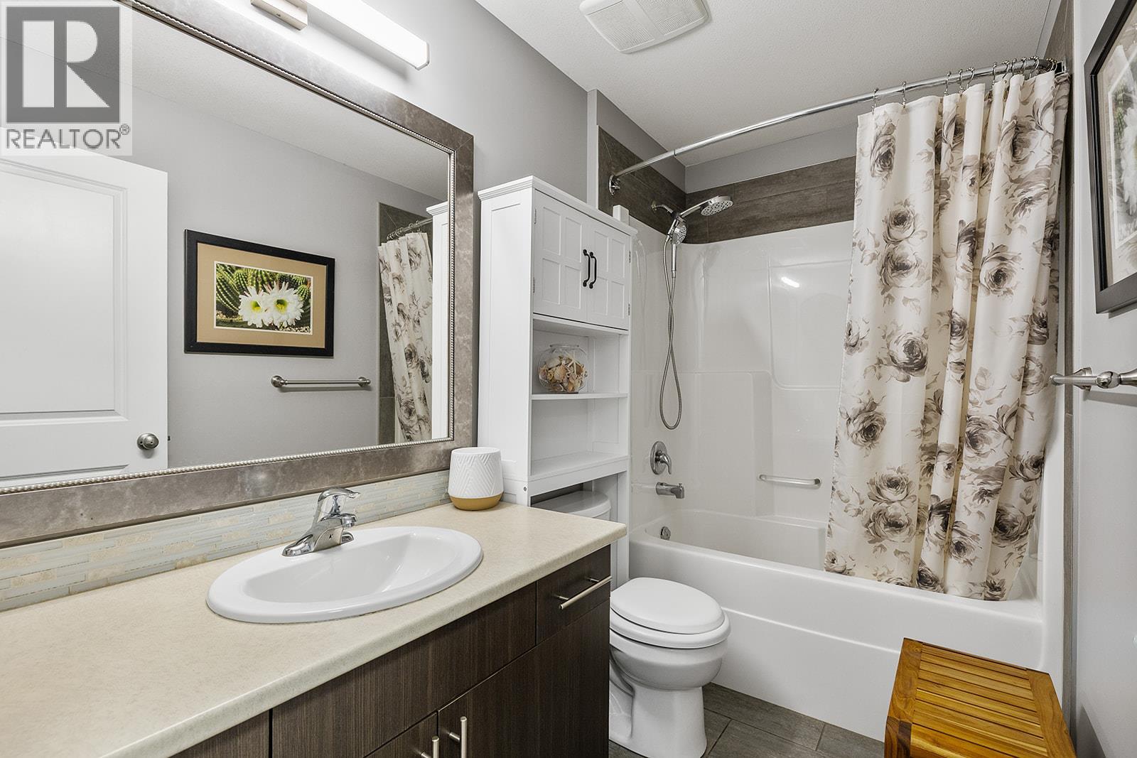  3166 Shetland Road, Kelowna