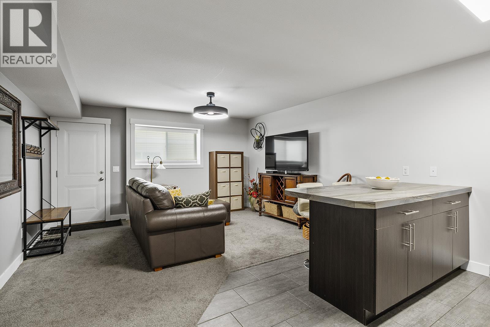  3166 Shetland Road, Kelowna