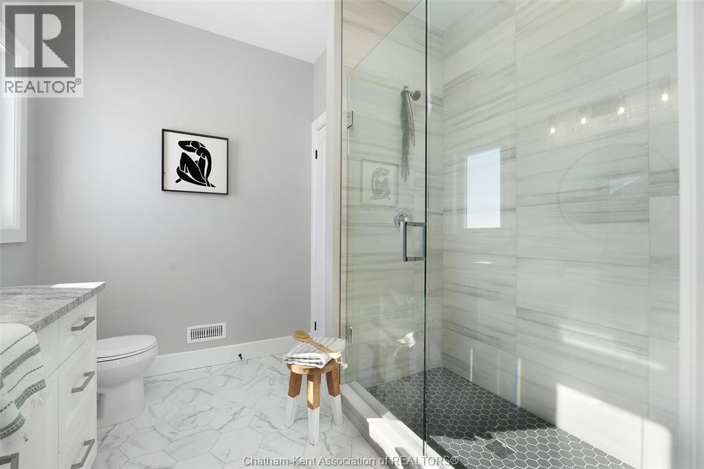 107 McKenzie COURT - 21