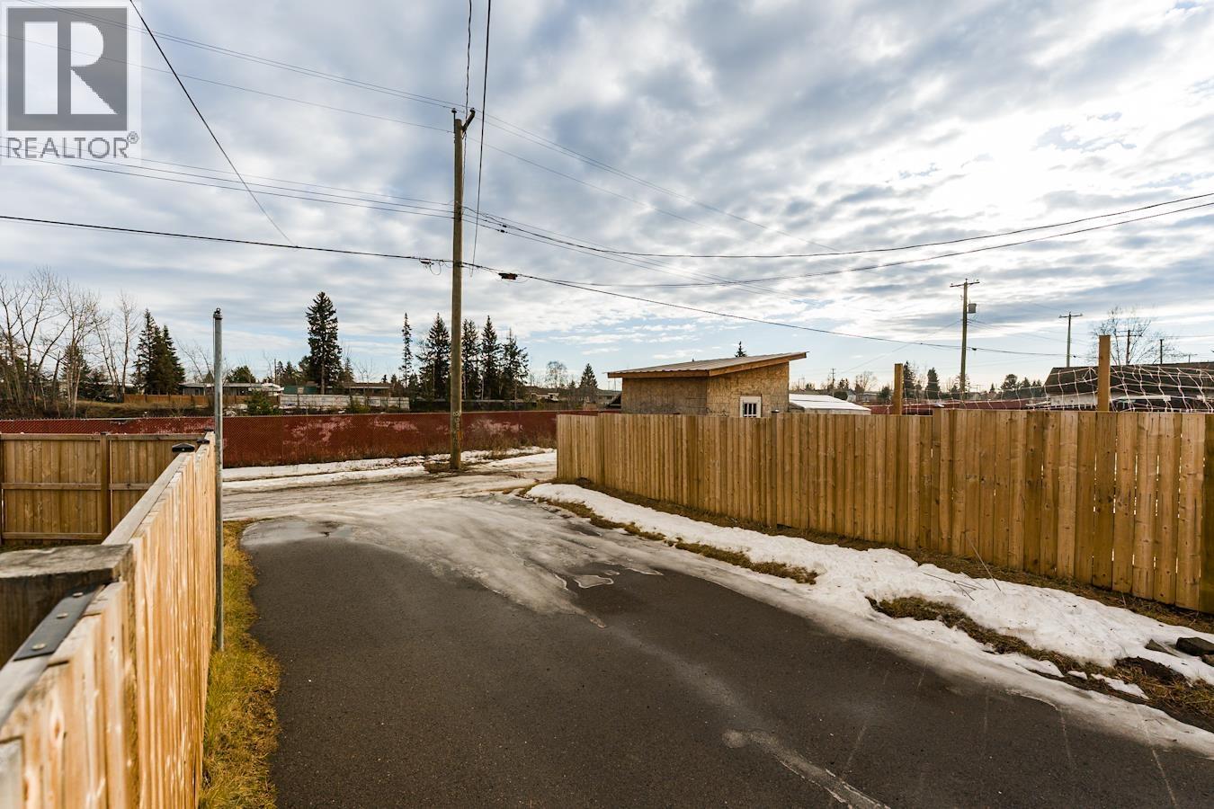 138 KELLY STREET - 37