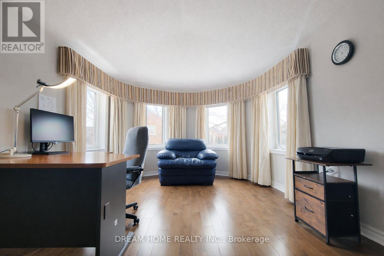 735 FOXCROFT BOULEVARD - 14