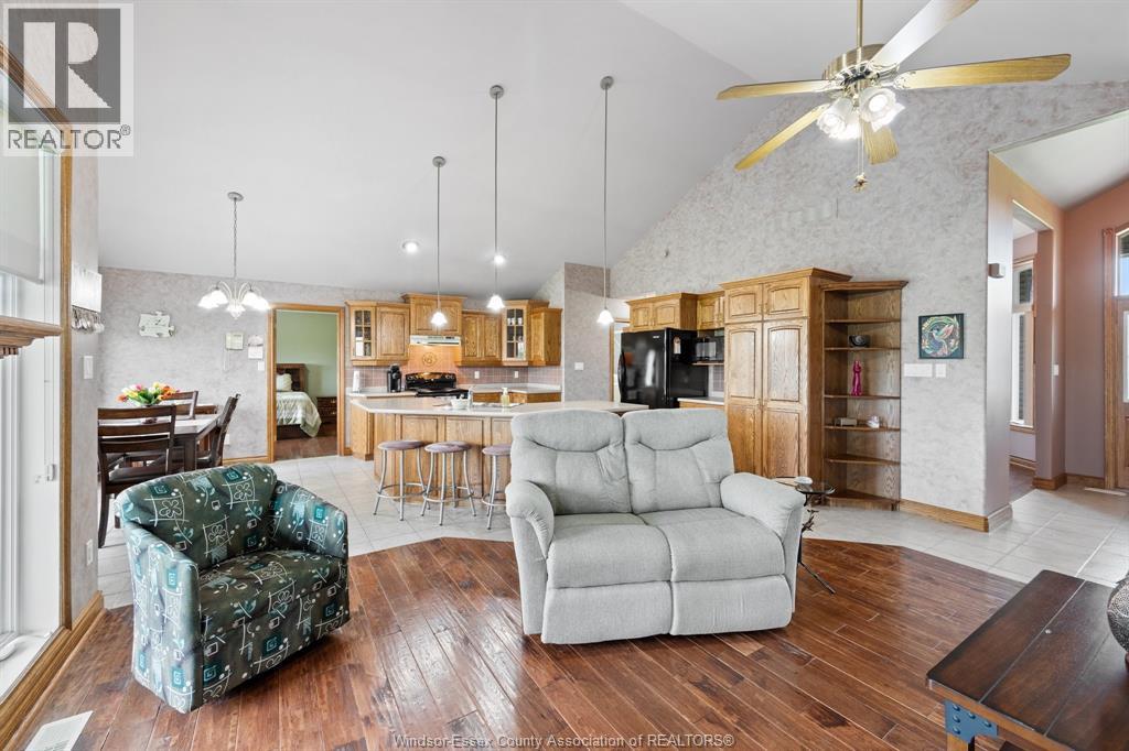 1239 COUNTY RD 11, Essex, Ontario, N0R1J0 — Photo 12